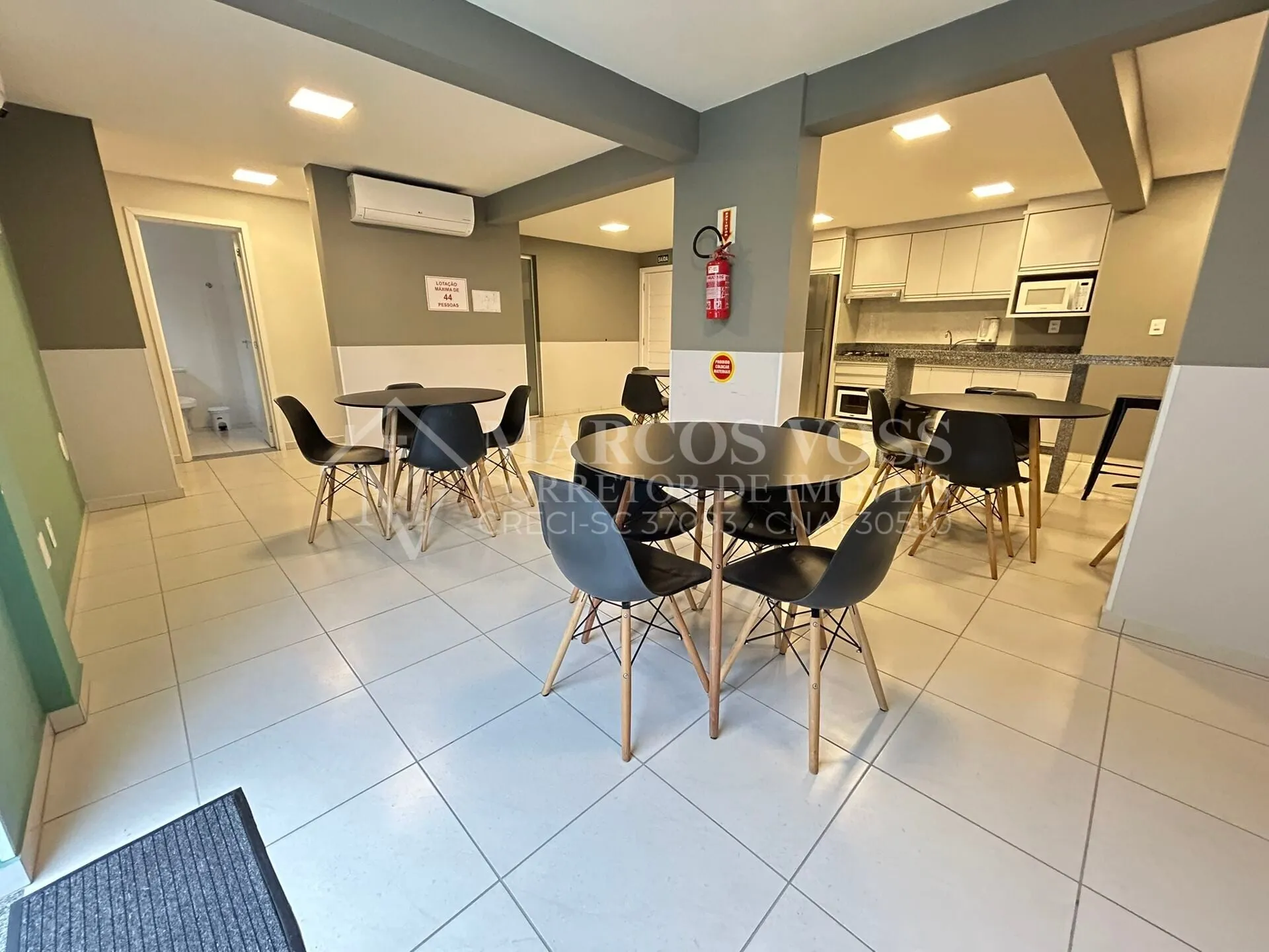 Apartamento à venda com 2 quartos, 1 vaga, 56m² na região do bairro Escola Agrícola, próximo à Rua José Deeke, Blumenau — foto 5
