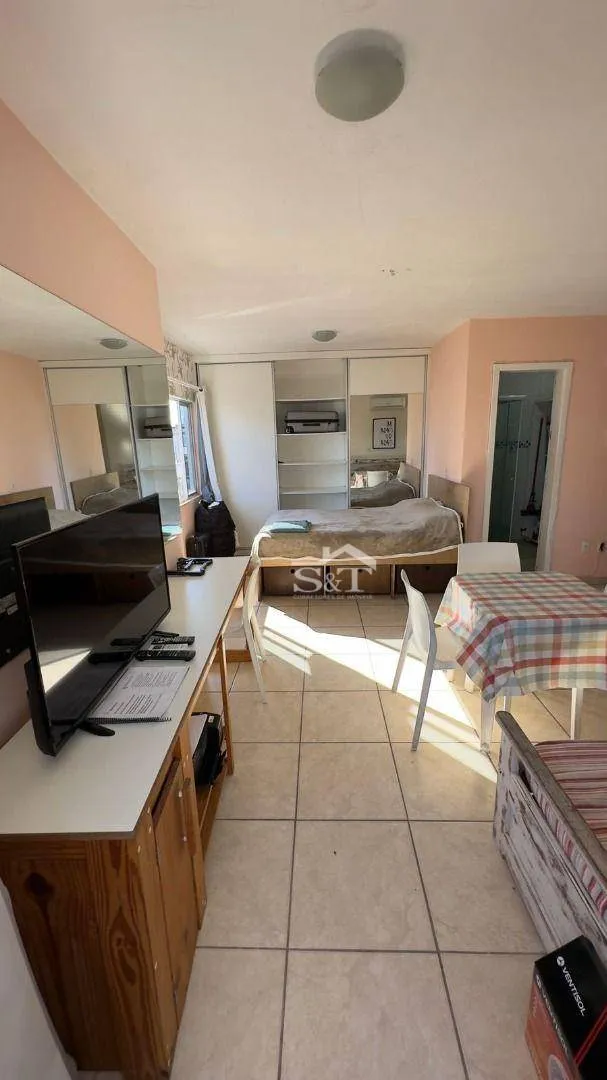 Loft com 1 dormitório, à 250m da praia de Canasvieiras! — foto 7