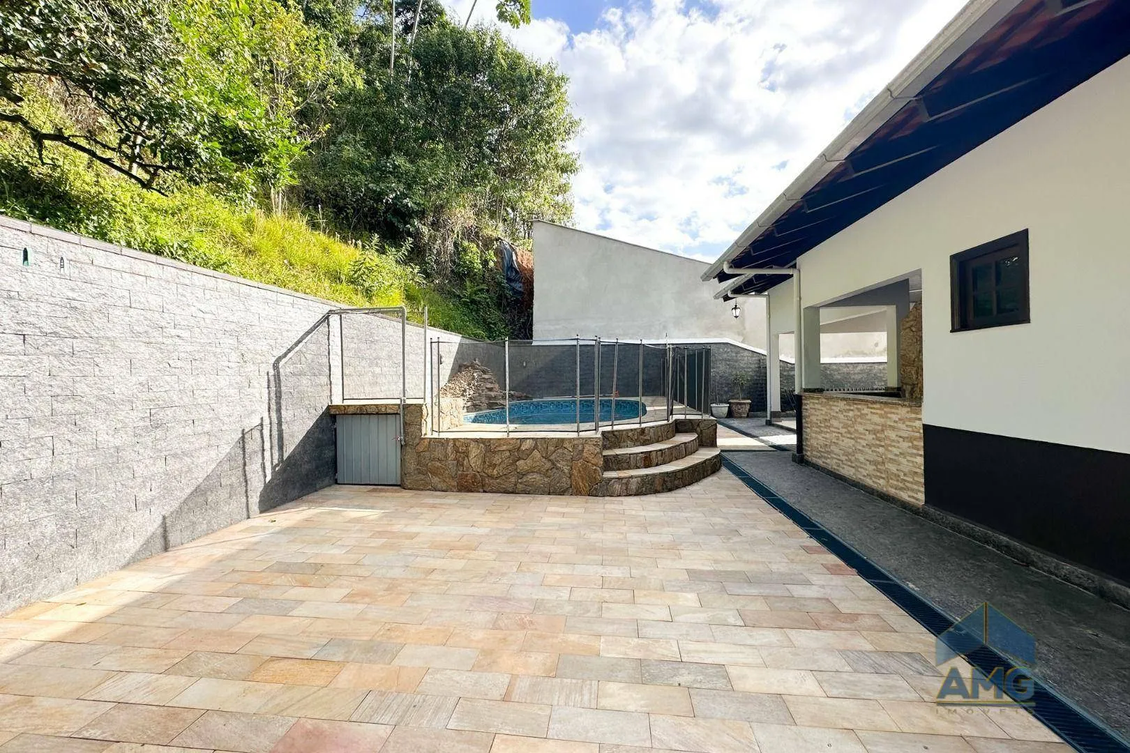 Casa com 4 dormitórios à venda, 319 m por R$ 1.280.000,00 - Garcia - Blumenau/SC — foto 3