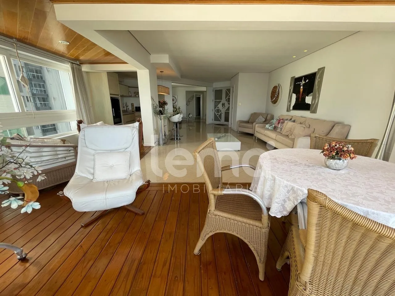 Belíssimo apartamento, mobiliado, frente mar em um dos endereços mais desejados de Balneário Camboriú/SC! — foto 7