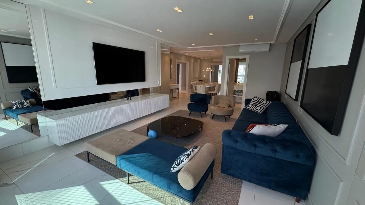 LINDO APARTAMENTO MOBILIADO EM ITAPEMA - MEIA PRAIA - A 30 METROS DO MAR — foto 4