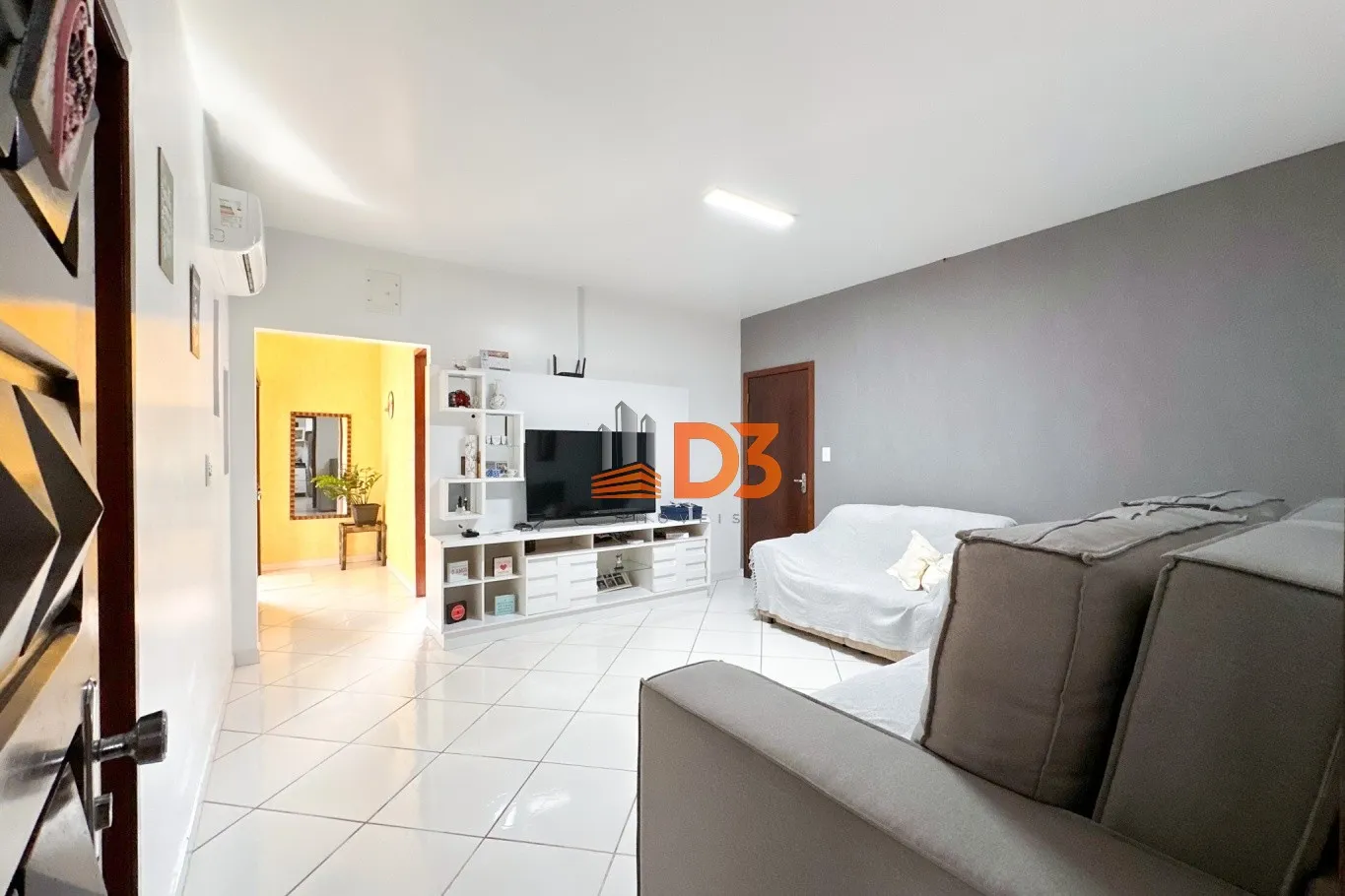 Excelente casa com 4 dormitórios no bairro Garcia — foto 2