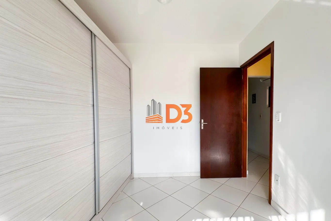 Excelente casa com 4 dormitórios no bairro Garcia — foto 6