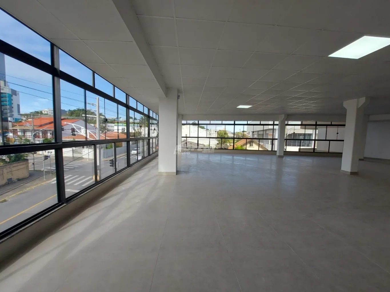 Sala comercial com aproximadamente 270 m no bairro Centro - Barra Velha/SC — foto 3