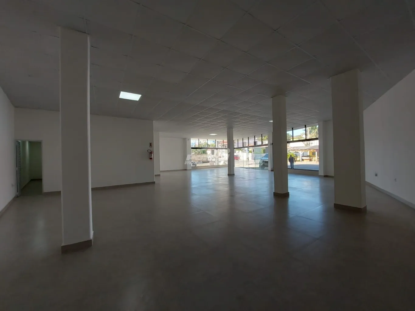 Excelente Loja comercial no bairro Centro, em Barra Velha/SC. — foto 4