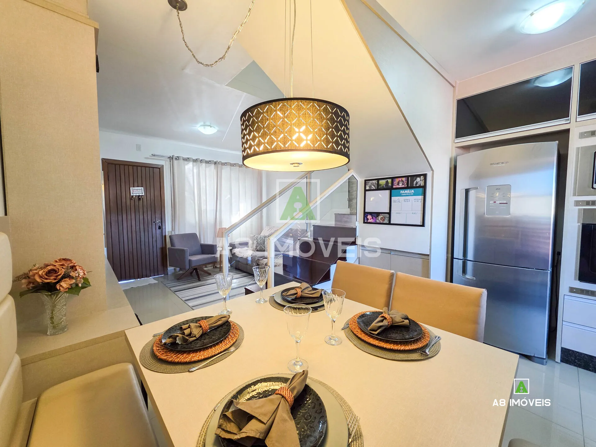 SOBRADO CONDOMÍNIO ITOUPAVA CENTRAL SEMI MOBILIADO — foto 2