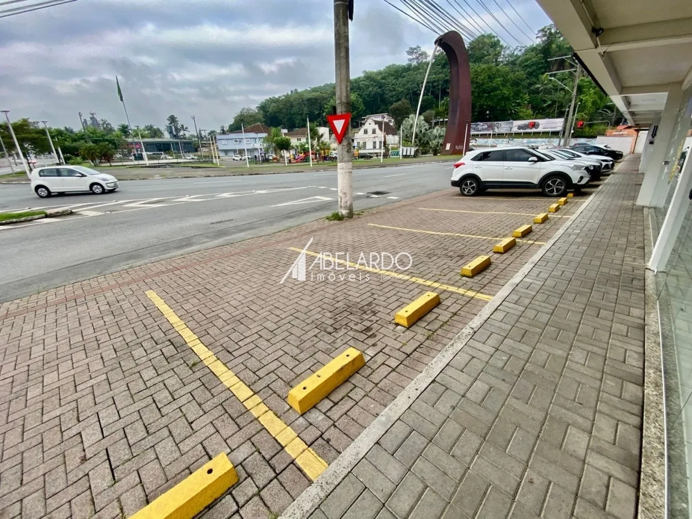 Excelente sala comercial em ótima localização — foto 2
