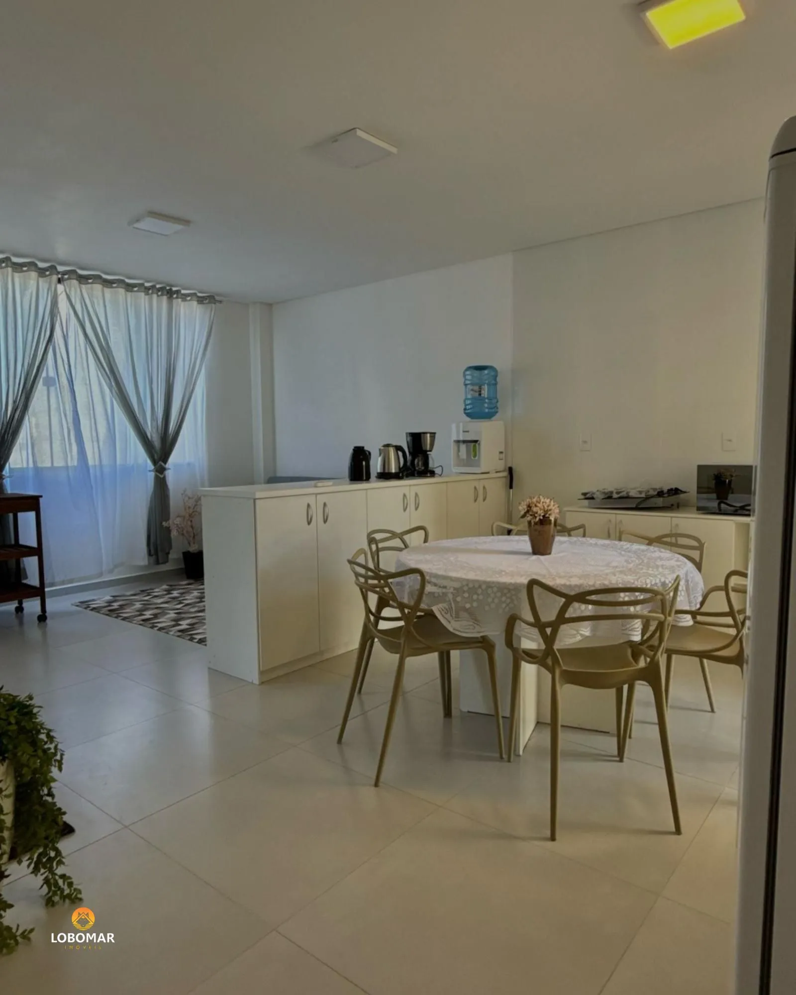 Apartamento mobiliado com 2 dormitórios, sendo 1 suíte, 70 m - Itajuba - Barra - foto 1