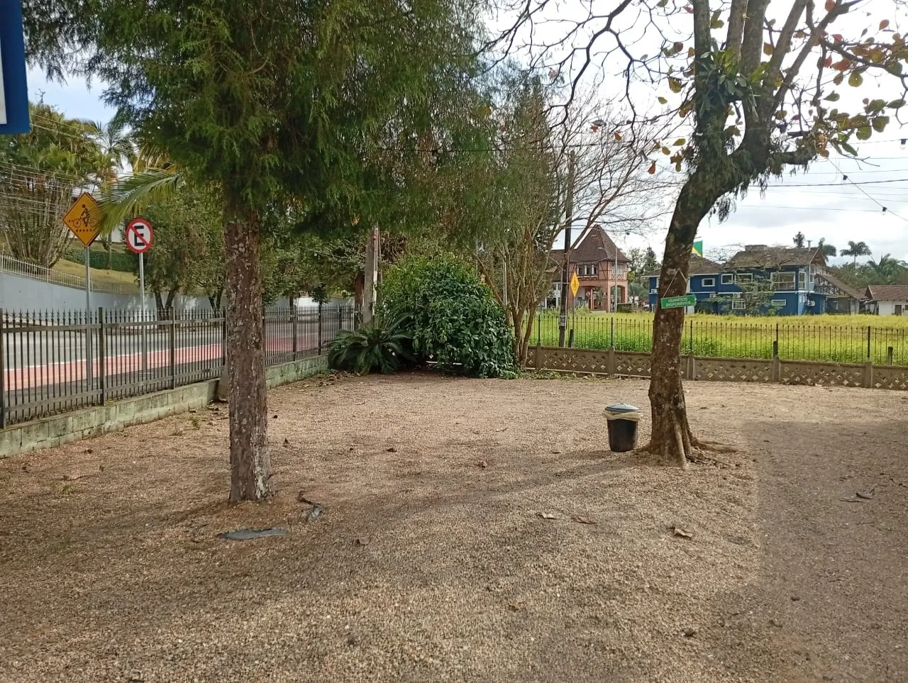 Casa comercial no centro de Pomerode — foto 6
