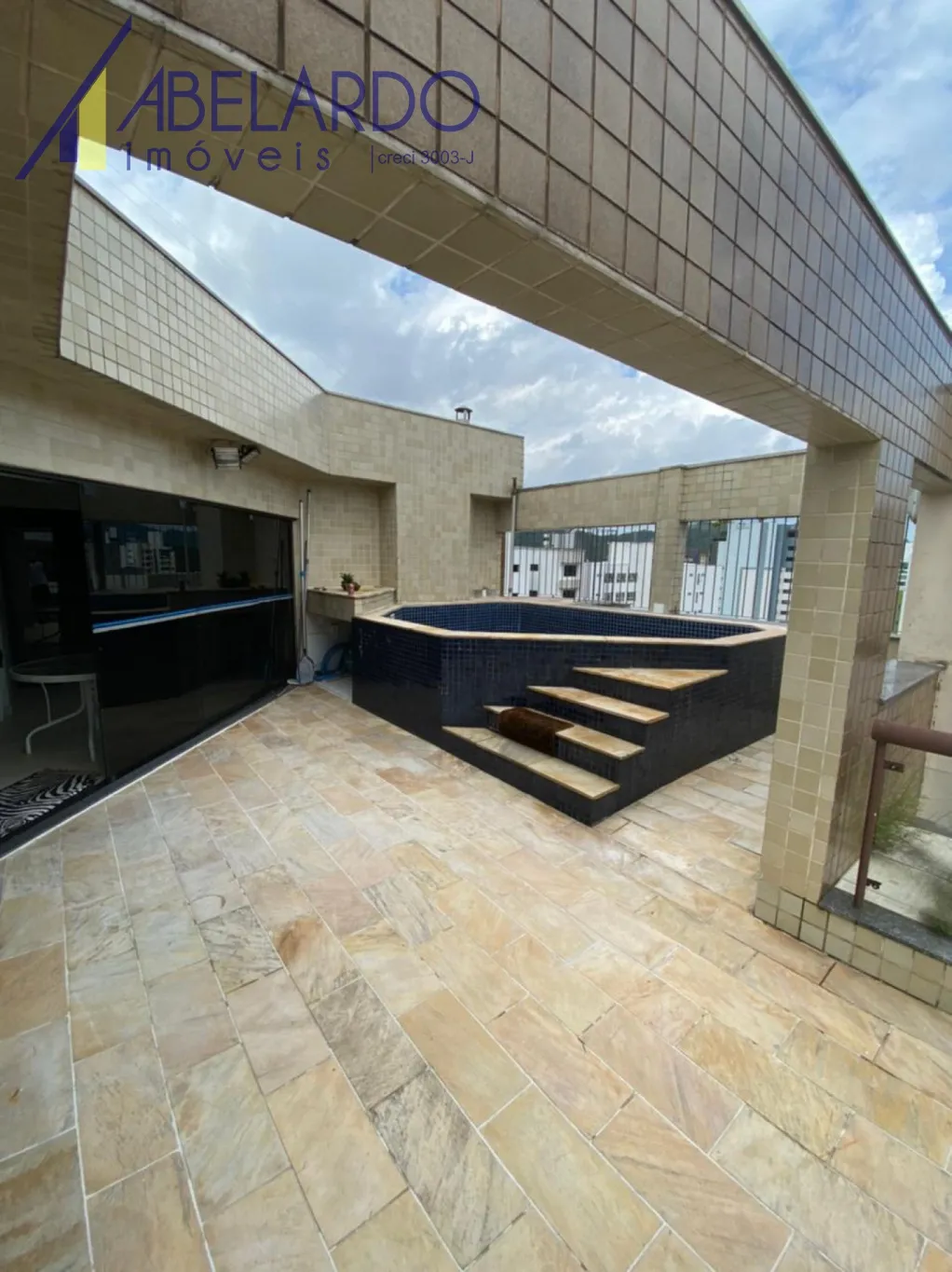 MARAVILHOSA COBERTURA - JARDIM BLUMENAU - totalmente mobiliada. Sendo tipo duplex, essa maravilhosa cobertura com uma área privativa de 341m2 vai te conquistar! — foto 3