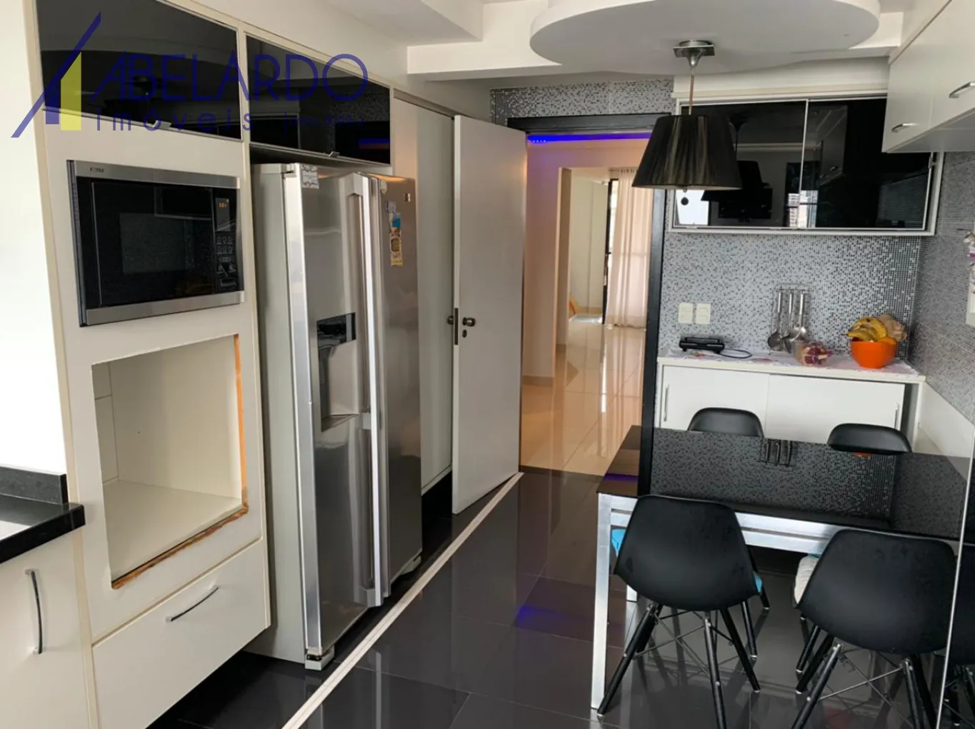 MARAVILHOSA COBERTURA - JARDIM BLUMENAU - totalmente mobiliada. Sendo tipo duplex, essa maravilhosa cobertura com uma área privativa de 341m2 vai te conquistar! — foto 7
