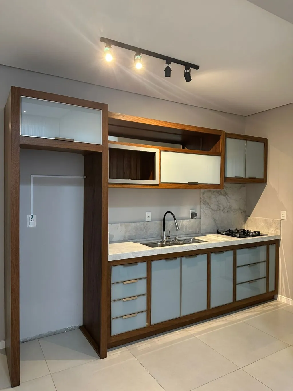 Casa Geminada 3 dormitórios- 2 vagas — foto 5