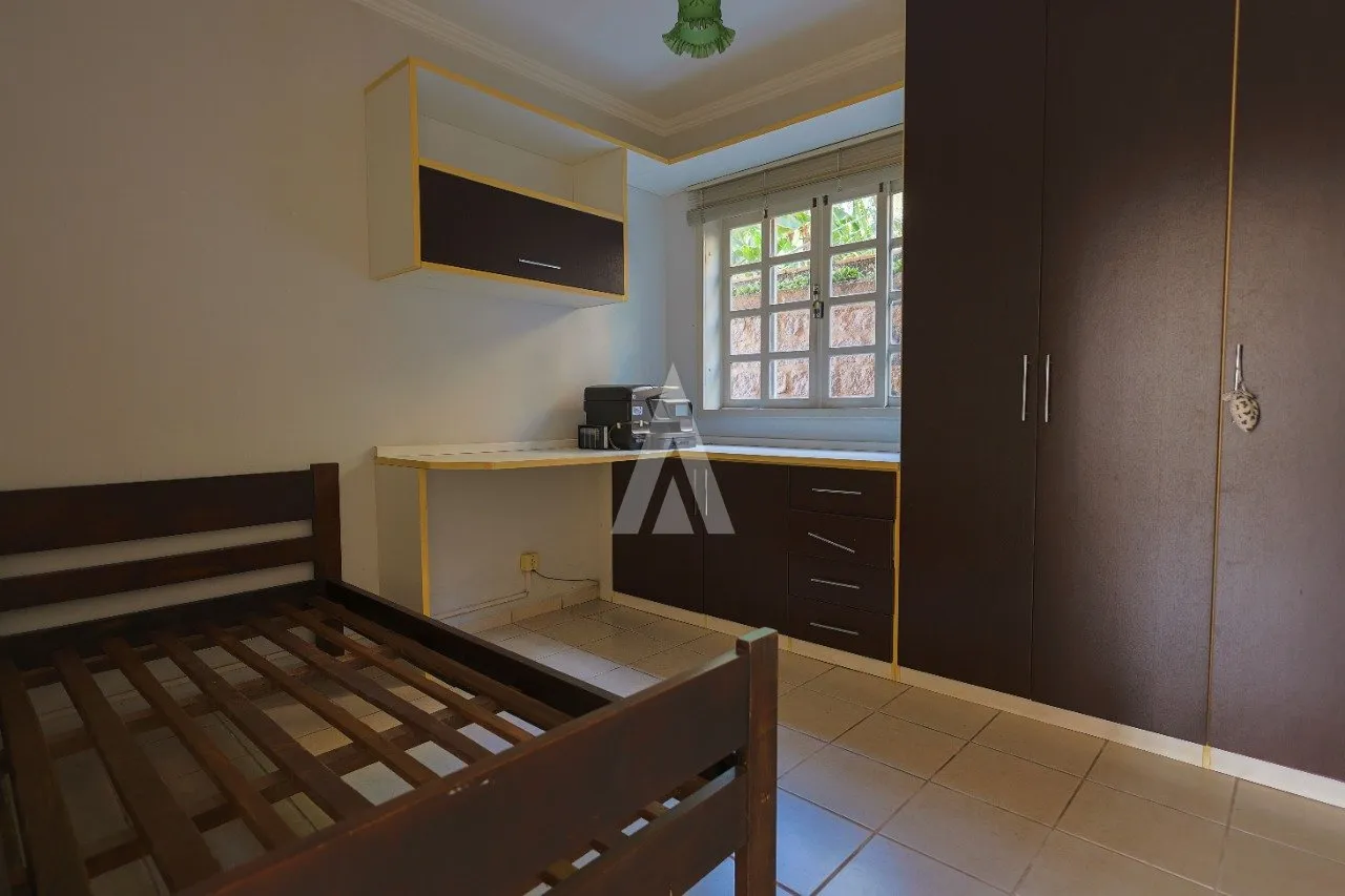 Sobrado com 1 suíte, 2 demi-suítes e 2 quartos à venda no bairro América em Joinville - SC por R$ 2.200.000,00. — foto 6