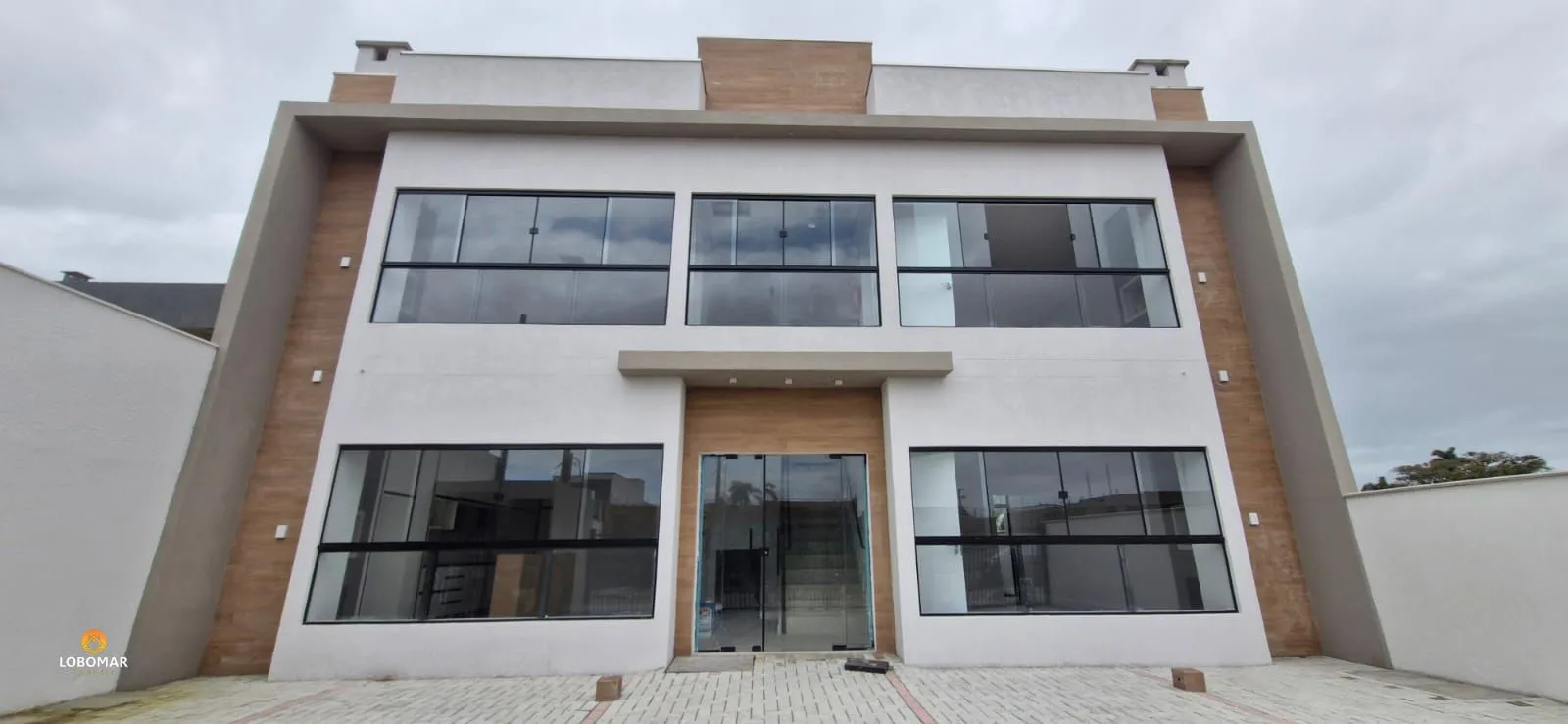 Apartamento com 03 dormitórios, sendo uma suíte, em Barra Velha SC!! - foto 1