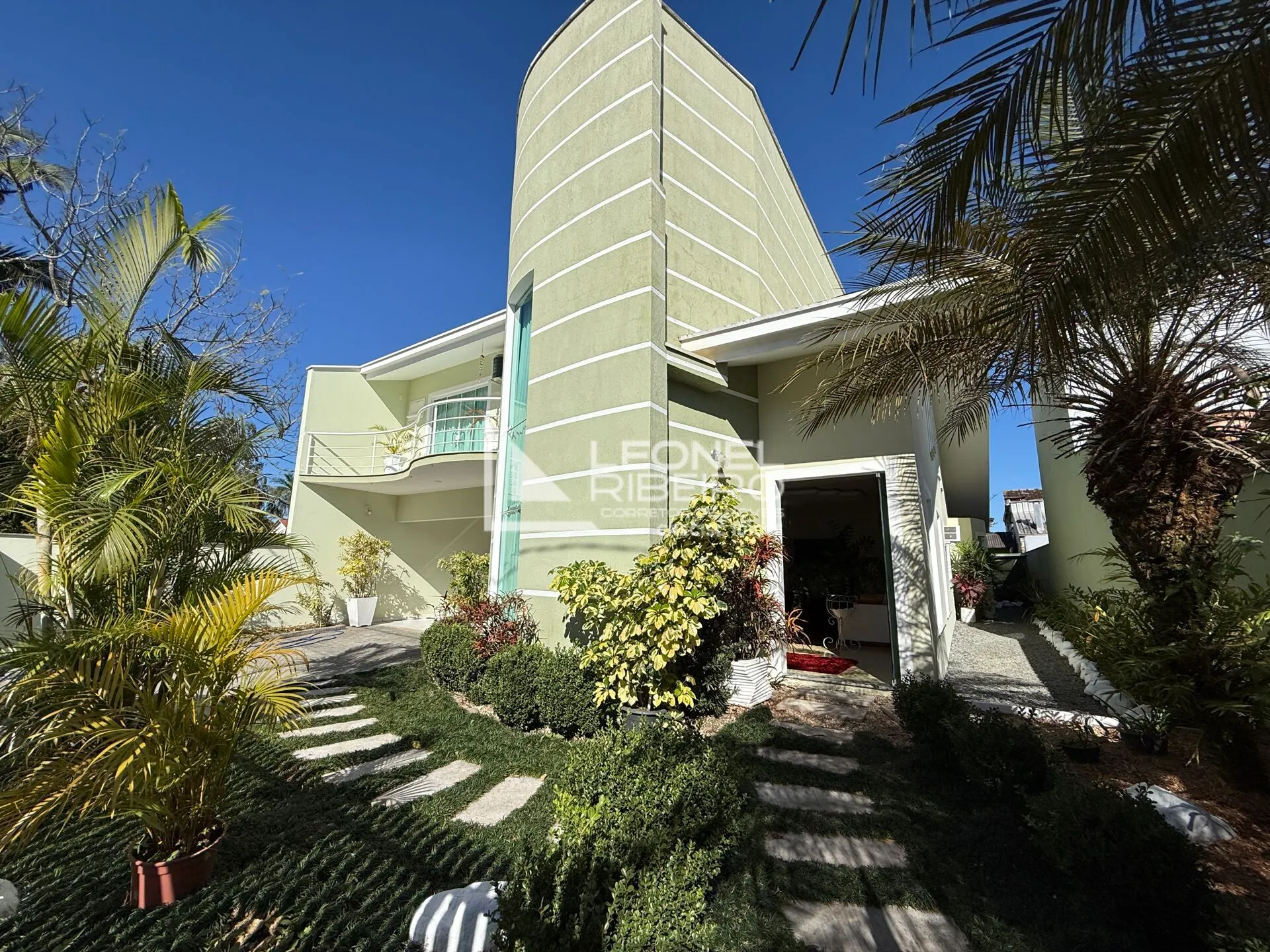 Casa com 4 dormitórios à venda, 247 m no bairro Centro em Timbó/SC — foto 4