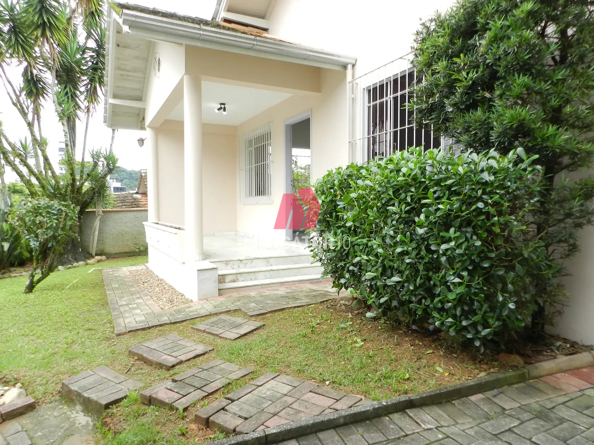 Casa · para alugar · 3 quartos · 159.9m² · Vila Nova, Blumenau