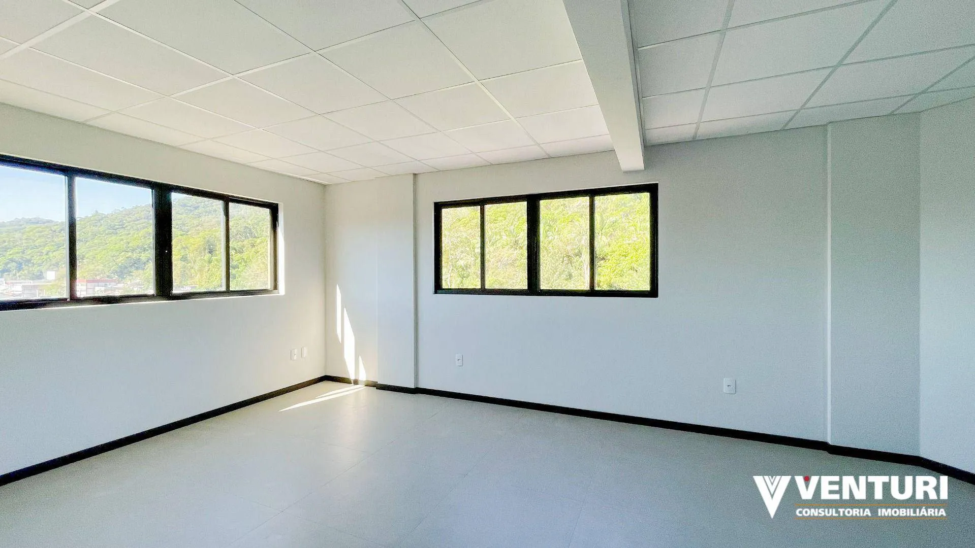 Sala para alugar, 39 m por R$ 2.159,48/mês - Ponta Aguda - Blumenau/SC — foto 4