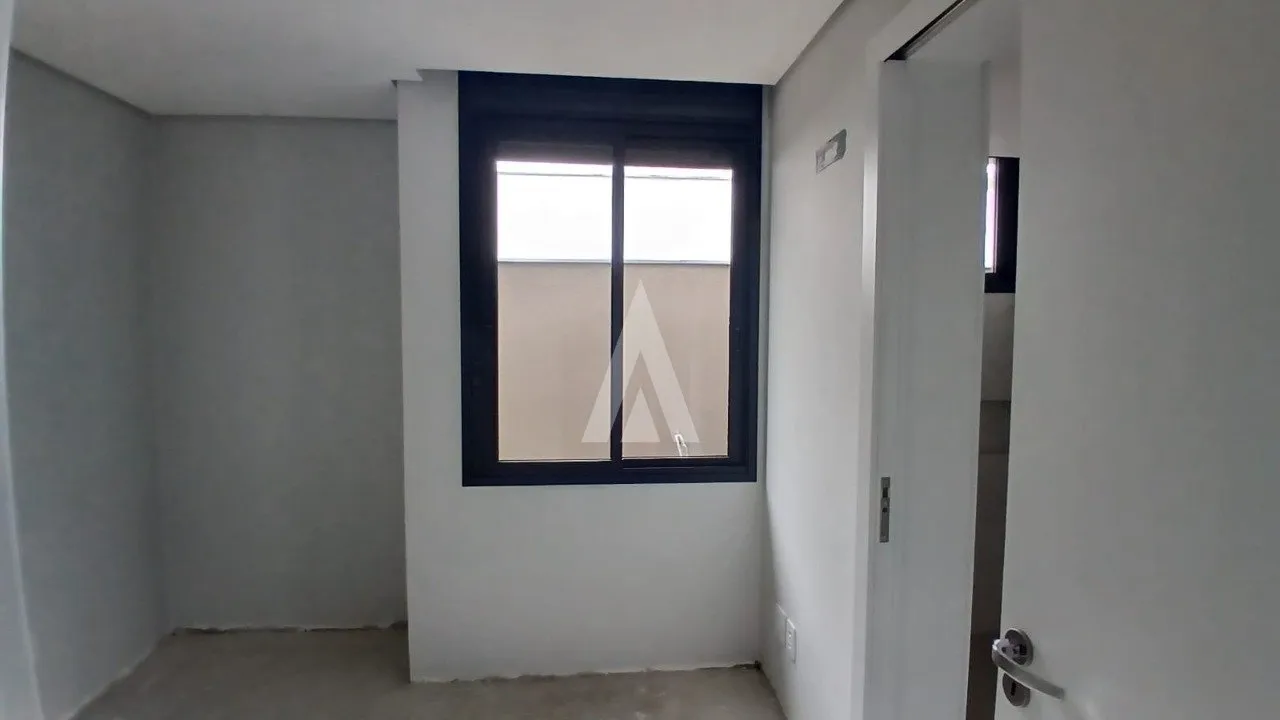 Sobrado Geminado com 4 suítes a venda no Bairro Saguaçu - Joinville R$ 1.500.000,00 — foto 7