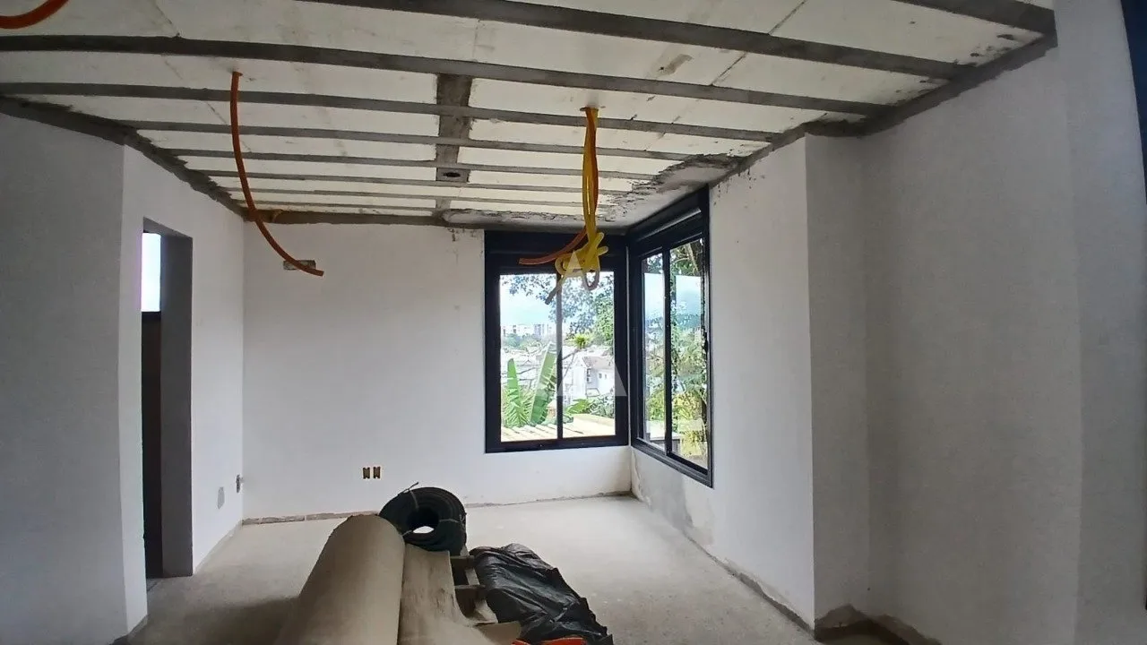 Sobrado geminado com 4 suítes à venda no bairro Saguaçu em Joinville - SC por R$ 1.200.000,00. — foto 4