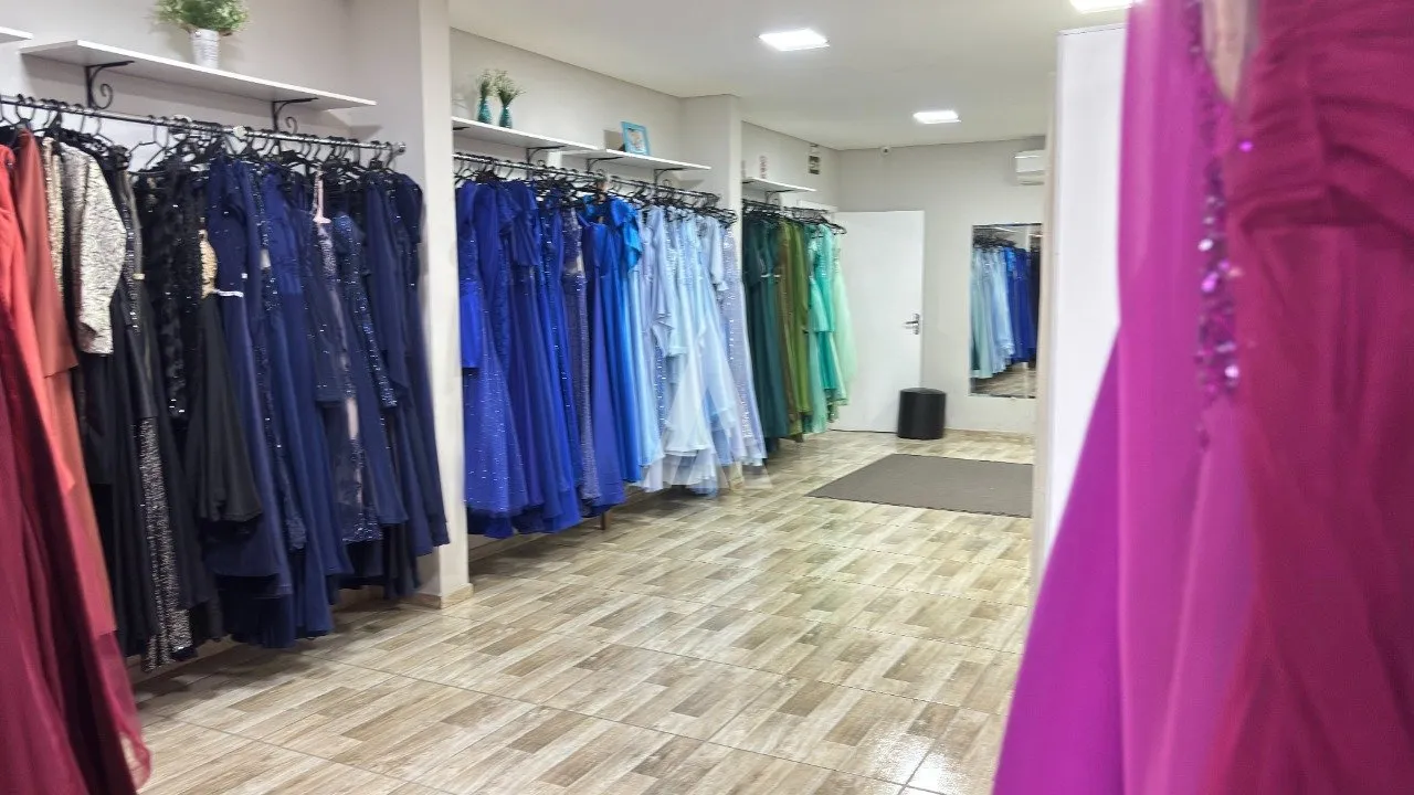 Prédio comercial semimobiliado à venda no bairro Itaum em Joinville - SC por R$ 1.500.000,00. — foto 4