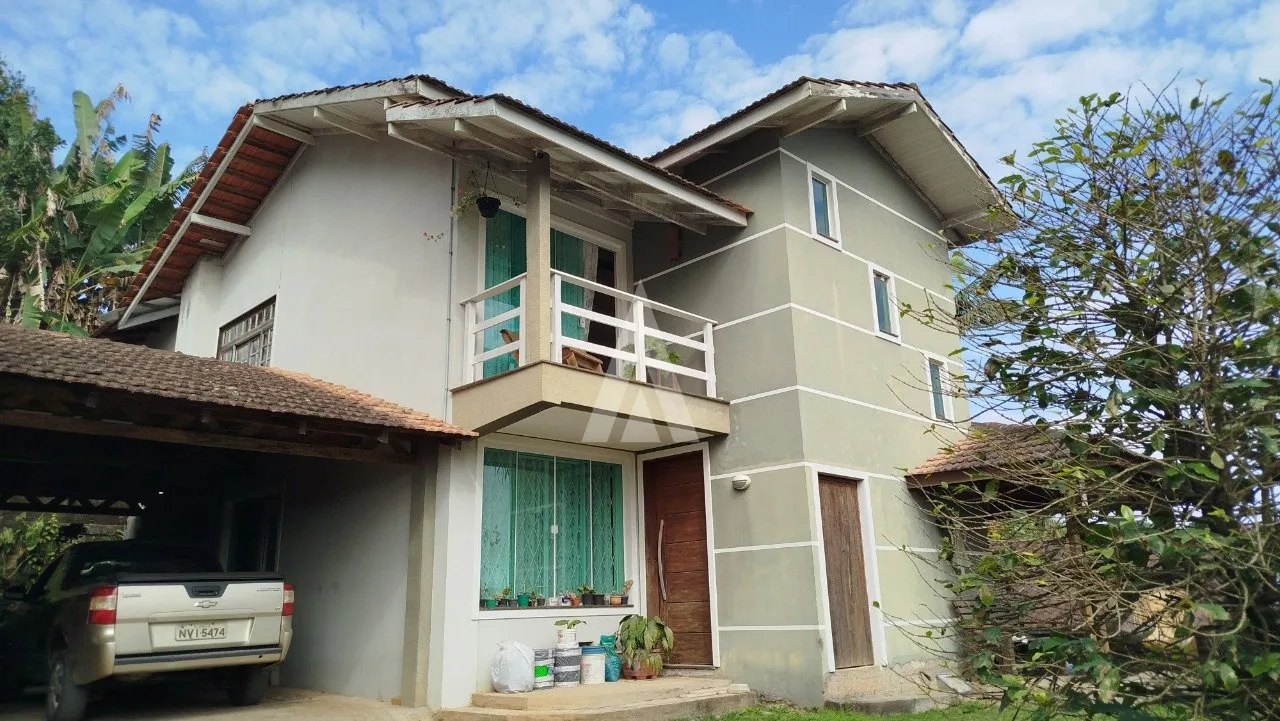 Casa com 3 suítes mais 1 quarto à venda no bairro Itaum em Joinville - SC por R$790.000,00 - foto 1