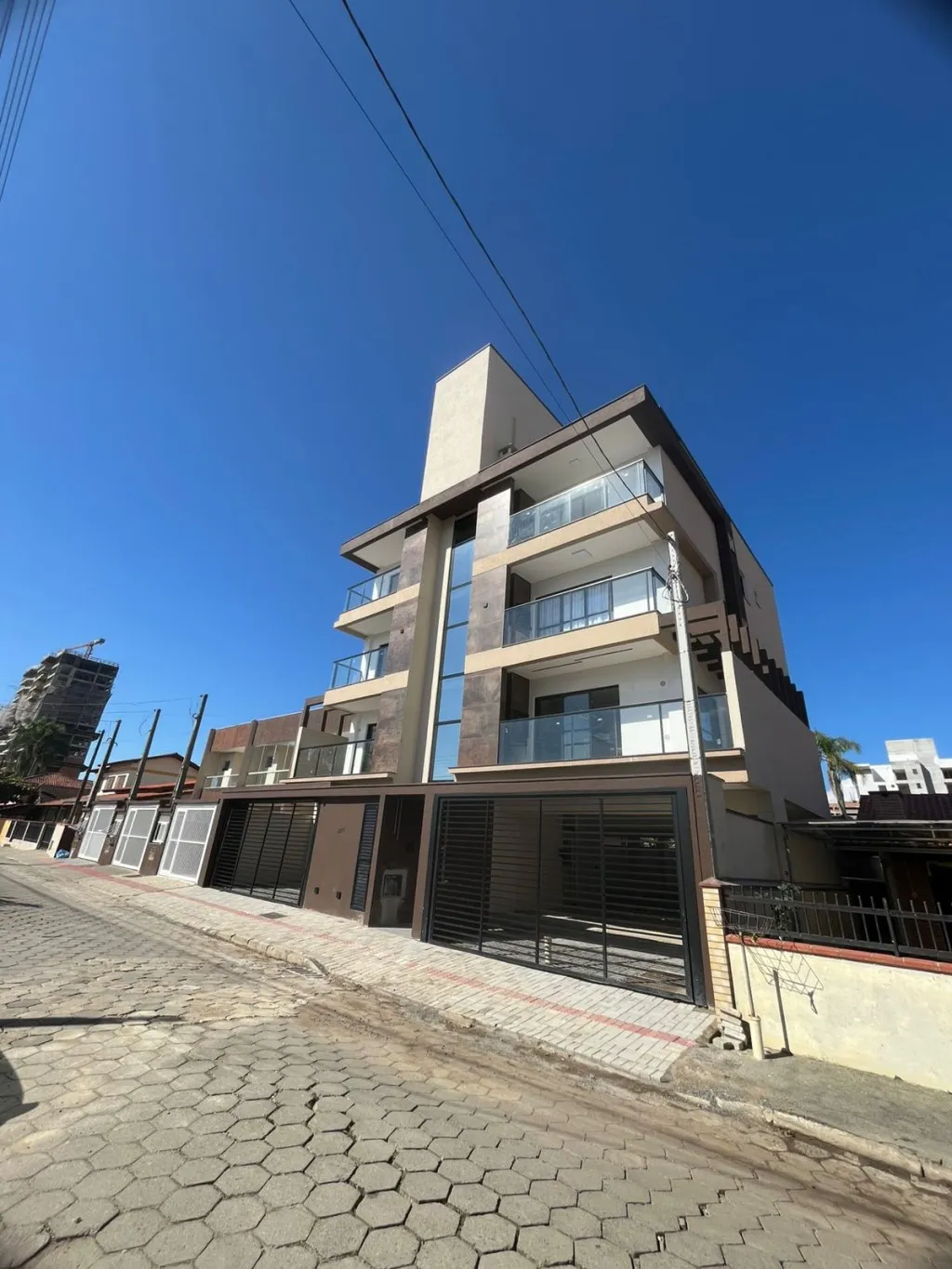 Lançamento Residencial na Rua 4800, Itacolomi - Balneário Piçarras - foto 1