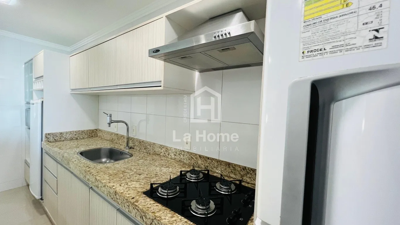 Apartamento mobiliado com 03 suítes de Frente para o Mar em Morrinhos, Bombinhas/SC de R$ 3.700.000,00 por R$ 3.000.000,00. — foto 4