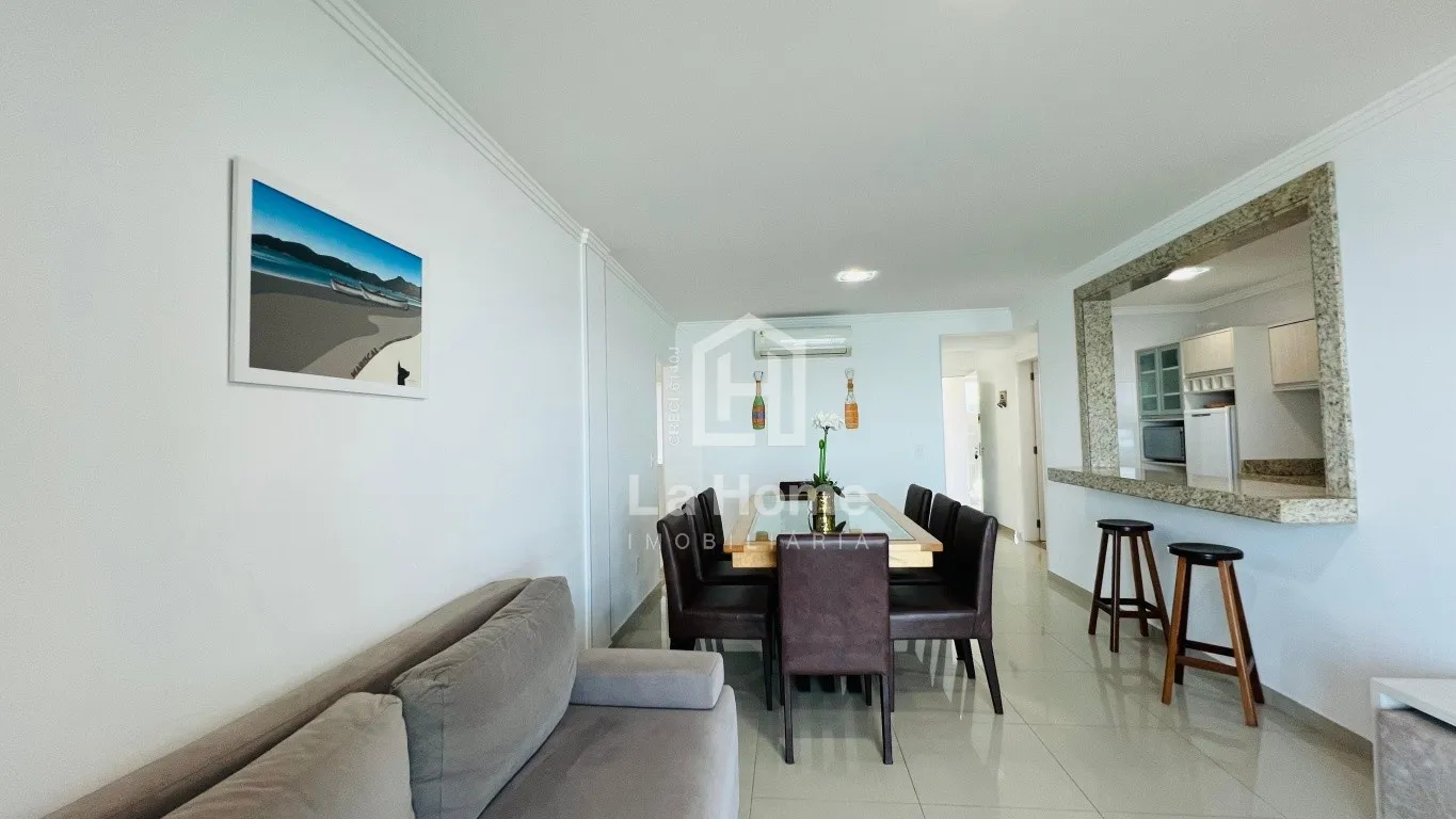 Apartamento mobiliado com 03 suítes de Frente para o Mar em Morrinhos, Bombinhas/SC de R$ 3.700.000,00 por R$ 3.000.000,00. — foto 7