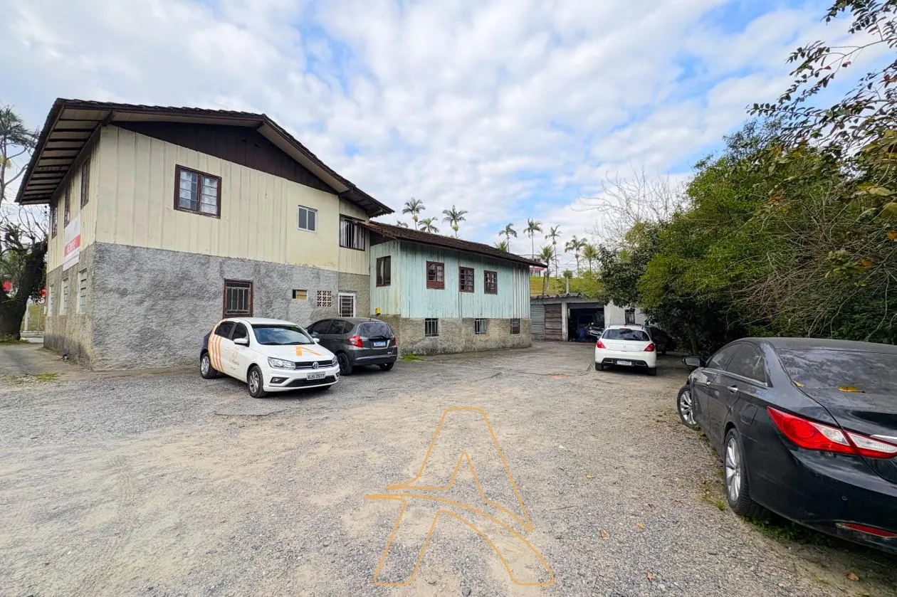 Terreno Amplo e Bem Localizado - 1.286,28m - Zona Comercial em Blumenau - foto 1