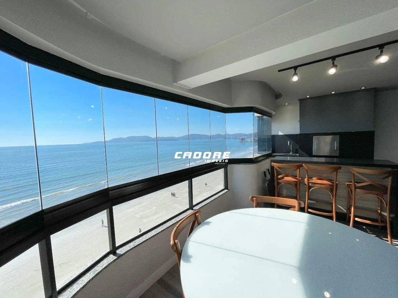 Apartamento Mobiliado Frente Mar em Meia Praia - Itapema | Cadore Imóveis — foto 4