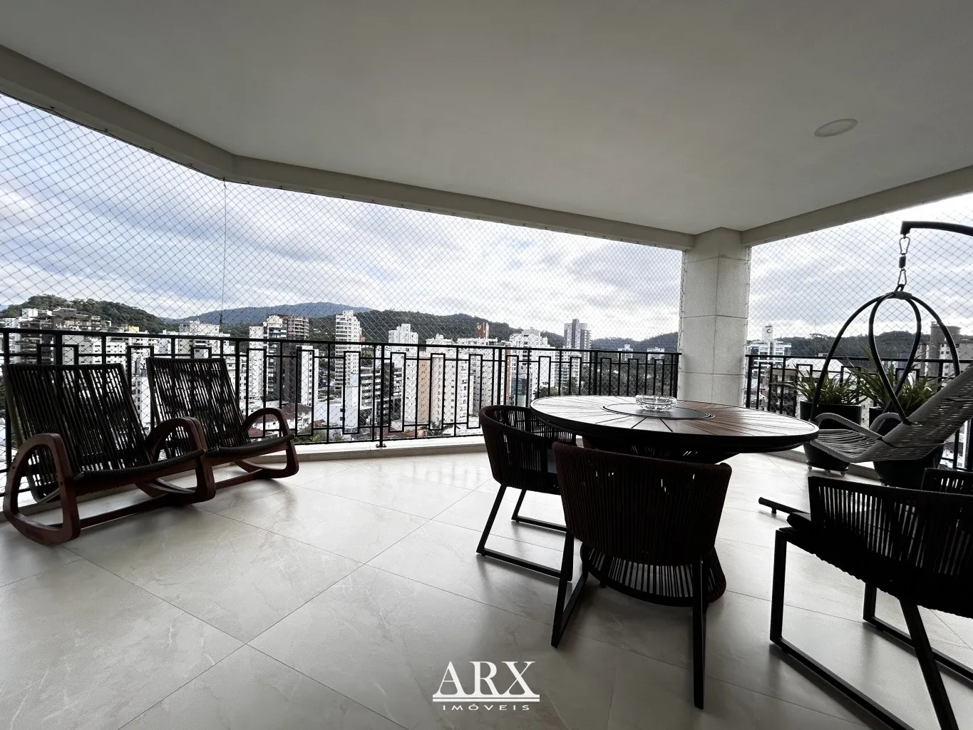 Apartamento de alto luxo, ultimo andar, no Jardim Blumenau! — foto 4