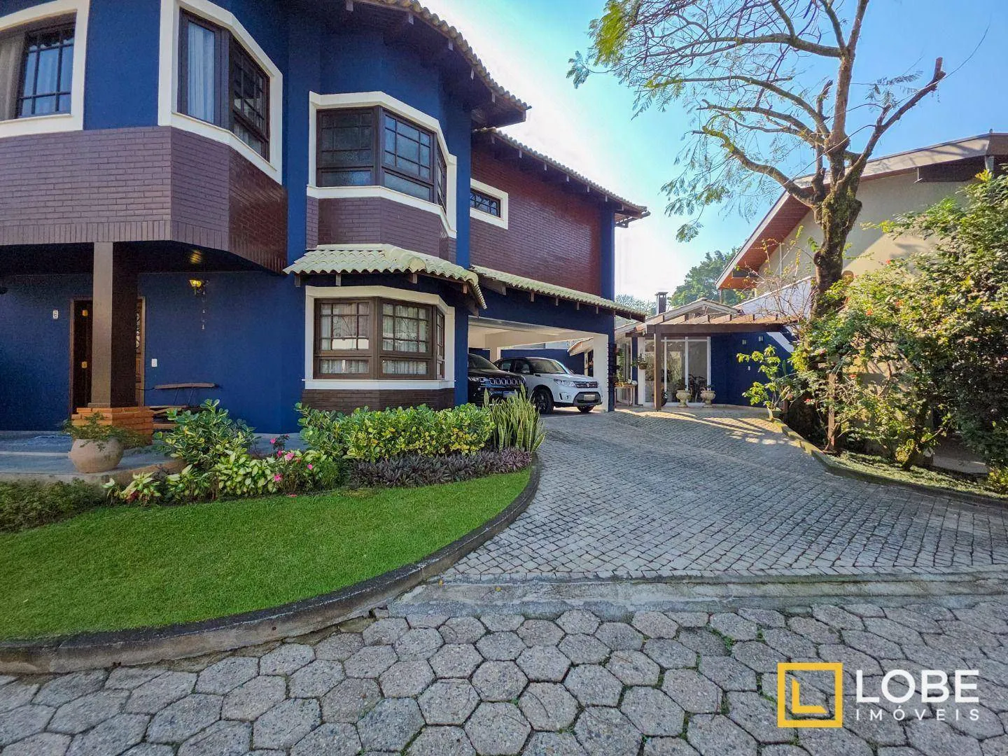 Casa à venda com 3 quartos e 1 suíte, 2 vagas, 340m² no Boa Vista, Blumenau - foto 1