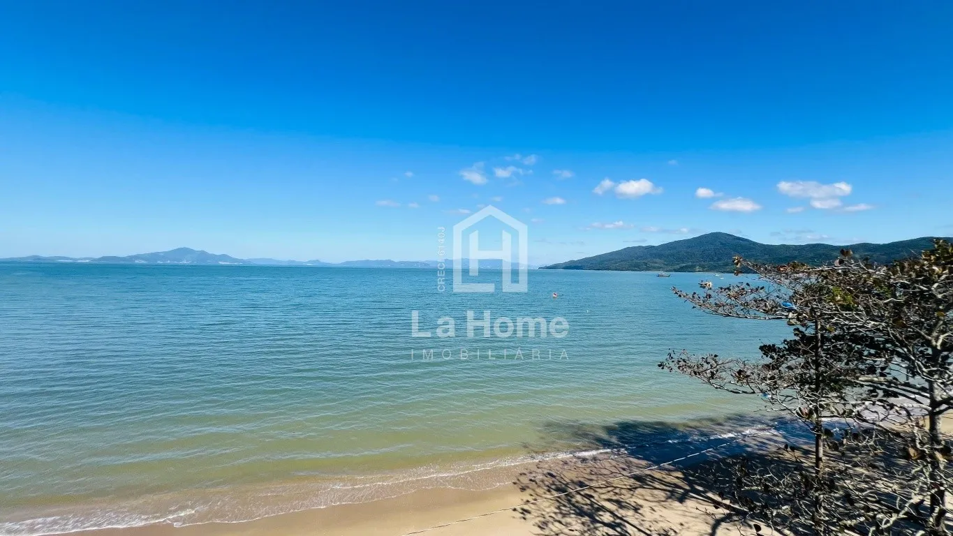 Duplex 03 suítes, com SPA Frente para o Mar - Praia de Morrinhos, Bombinhas/SC de R$ 5.800.000,00 por R$ 5.000.000,00. — foto 3