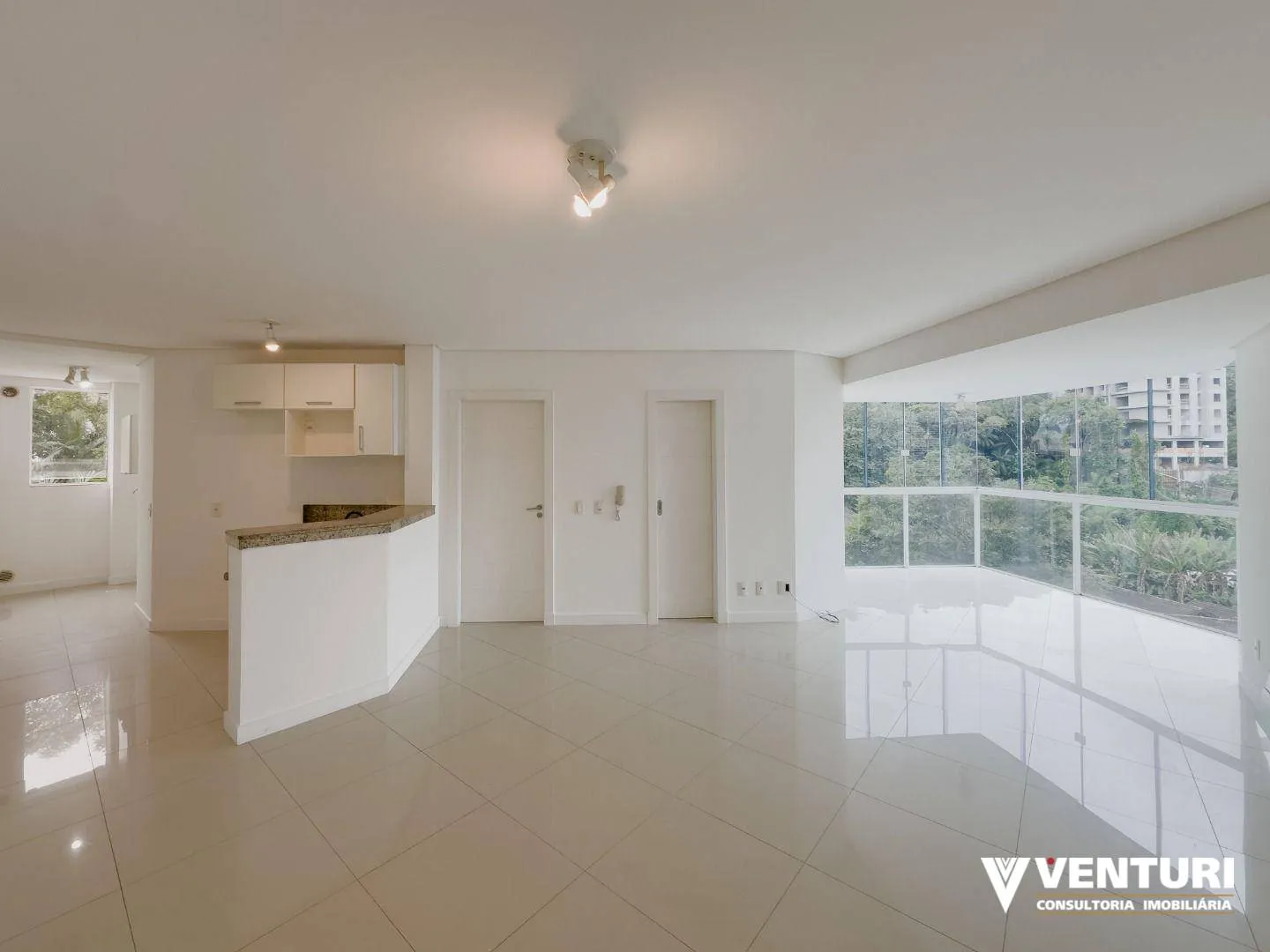 Apartamento com 3 dormitórios à venda, 101 m por R$ 780.000,00 - Victor Konder - Blumenau/SC - foto 1