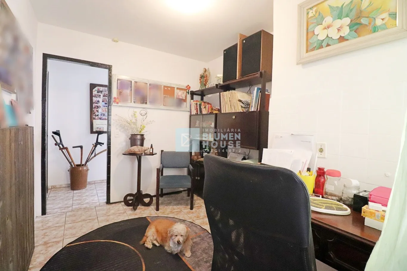 Ampla casa com piscina no bairro Água Verde! — foto 7