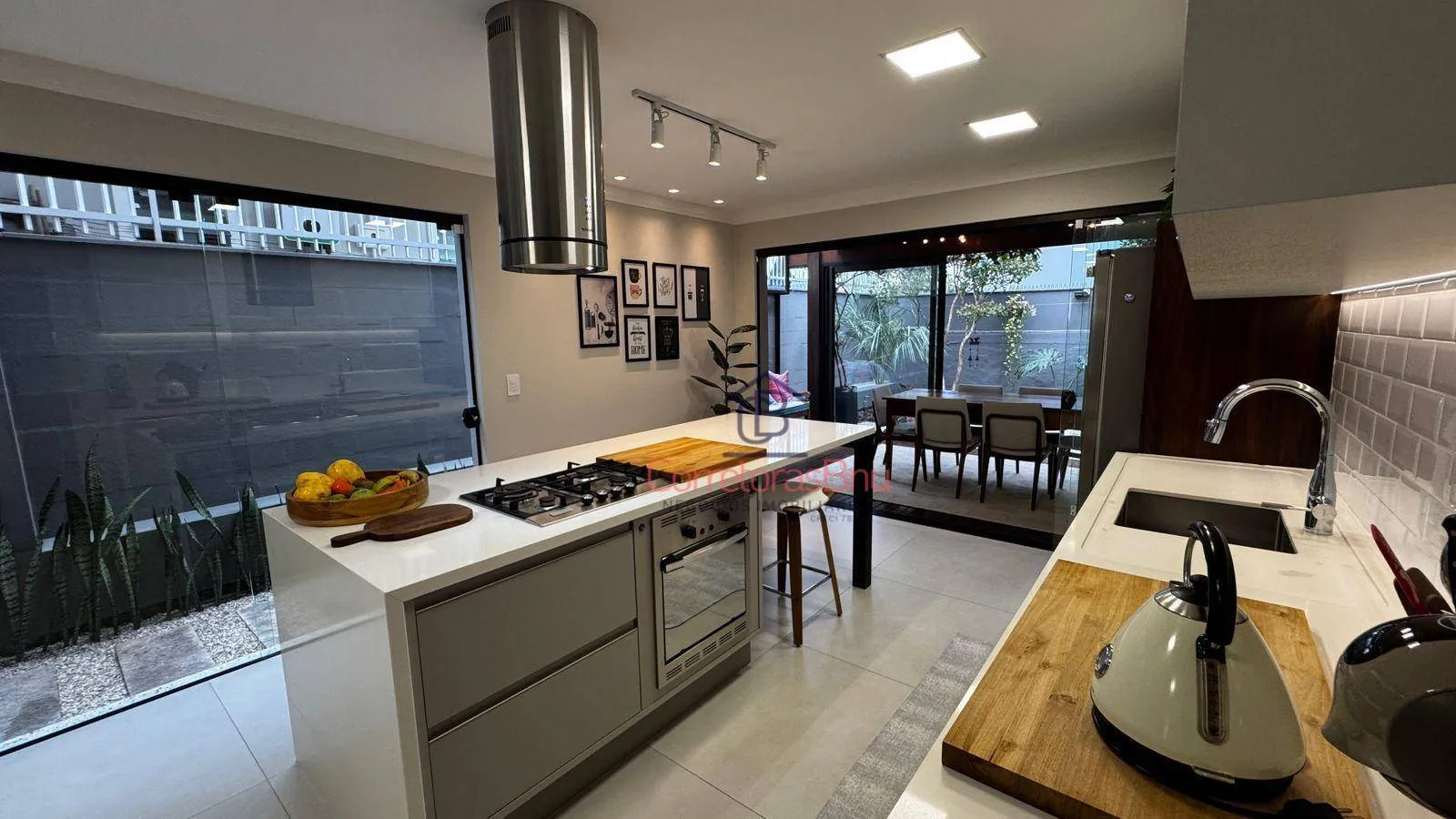 Sobrado à venda, 183 m por R$ 1.200.000,00 - Velha Central - Blumenau/SC - foto 1