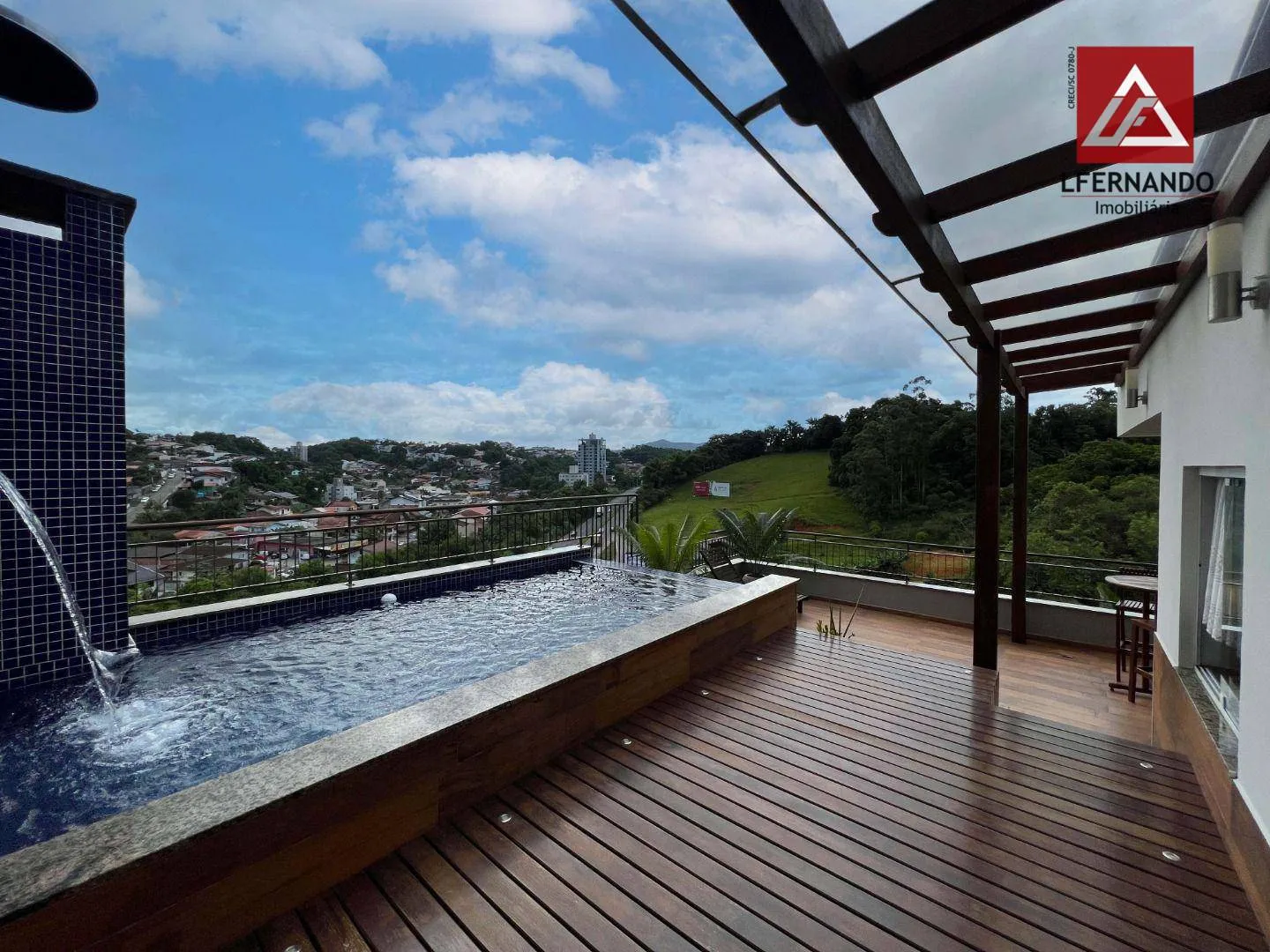 Cobertura com 3 dormitórios, sendo 1 suíte à venda, 280 m por R$ 1.350.000 - Fortaleza - Blumenau/SC - foto 1