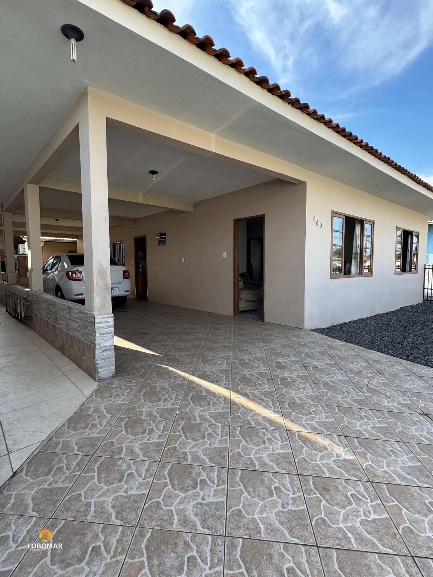 Duas casas em um único terreno, oportunidade de investimento em Balneário Piçarr — foto 2