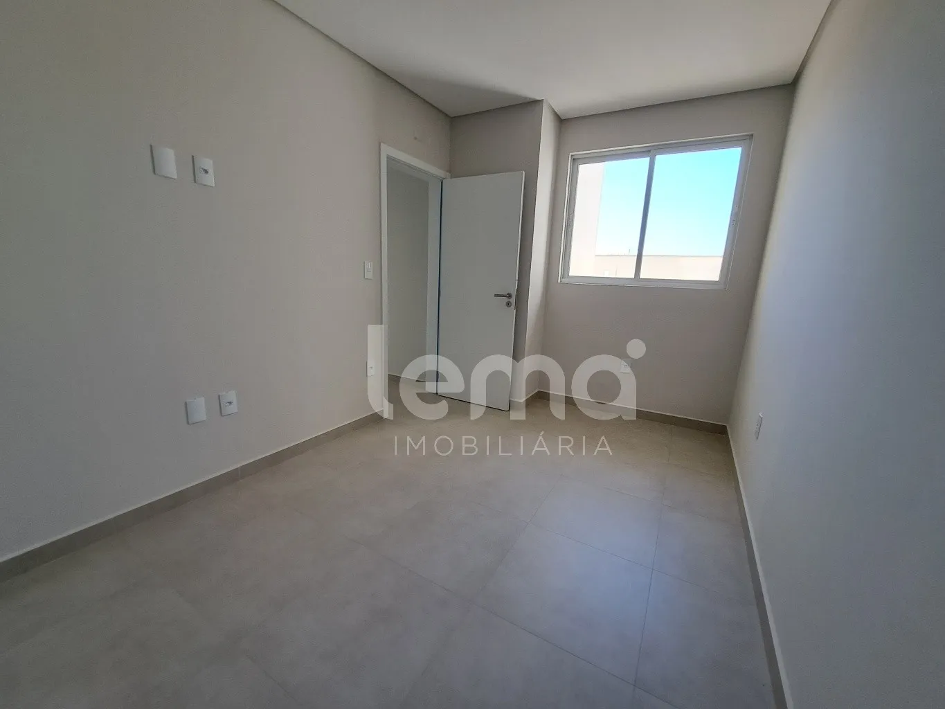 Apartamento 3 dormitórios, sendo 1 suíte - Gravatá - Navegantes/SC — foto 4
