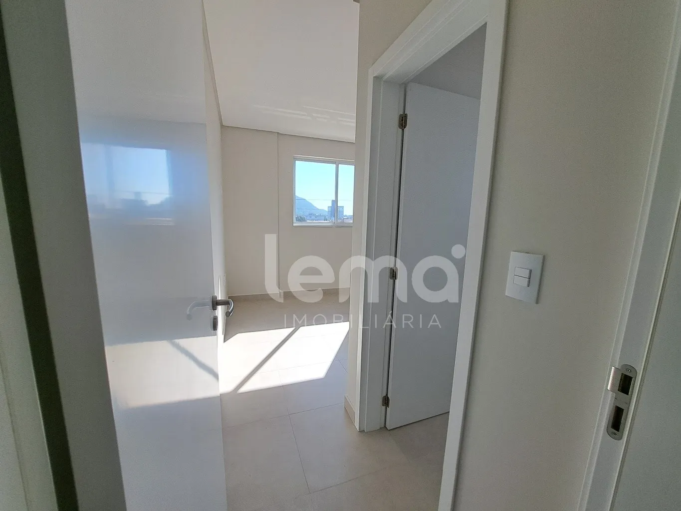 Apartamento 3 dormitórios, sendo 1 suíte - Gravatá - Navegantes/SC — foto 7