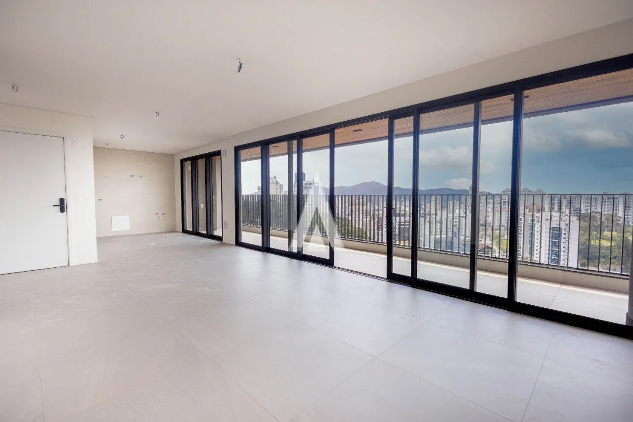 Apartamento com 3 suítes à venda no bairro Atiradores em Joinville-SC por R$2.590.000,00. — foto 2