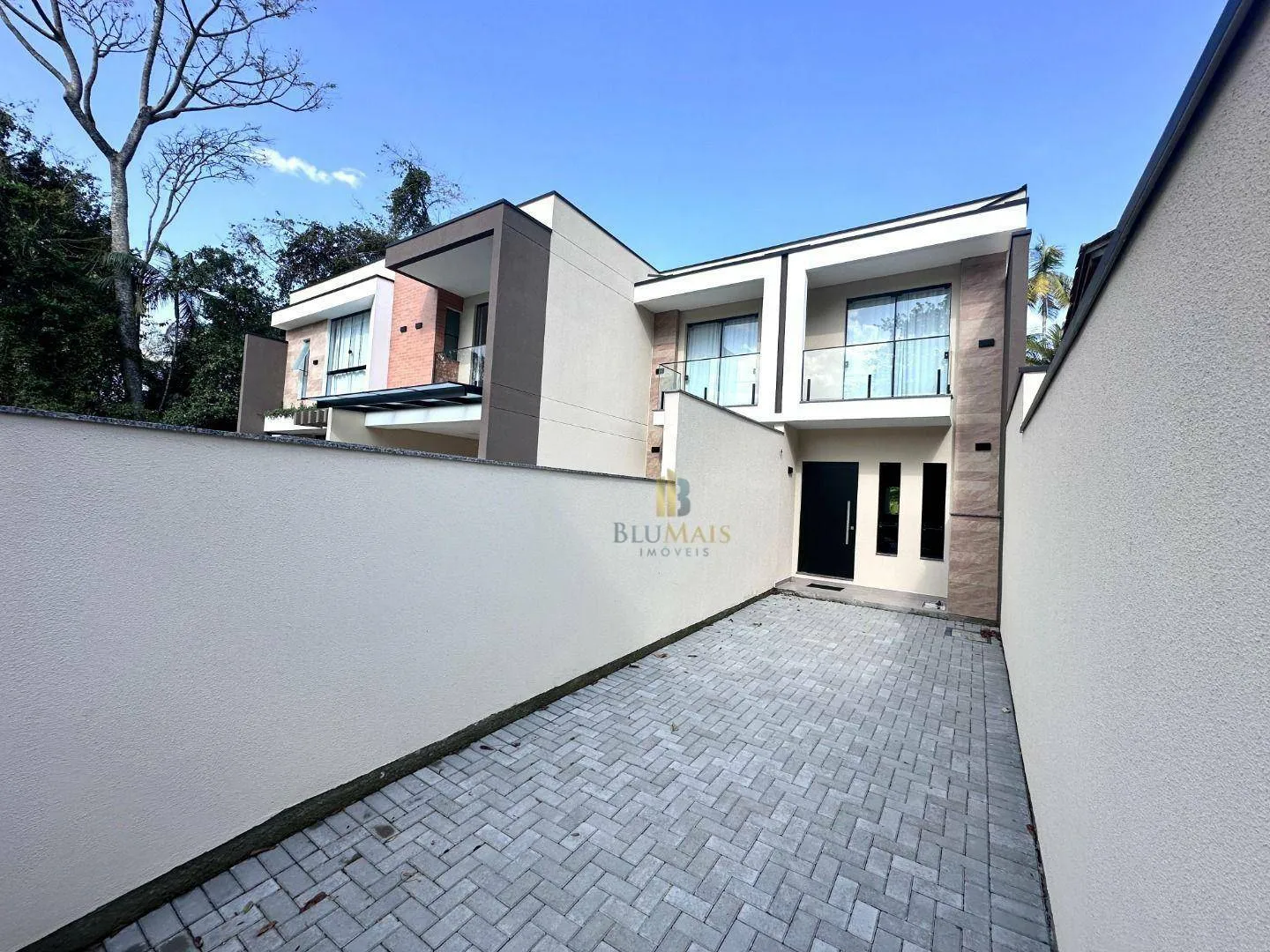 Casa com 2 dormitórios à venda, 97 m por R$ 650.000 - Água Verde - Blumenau/SC - foto 1
