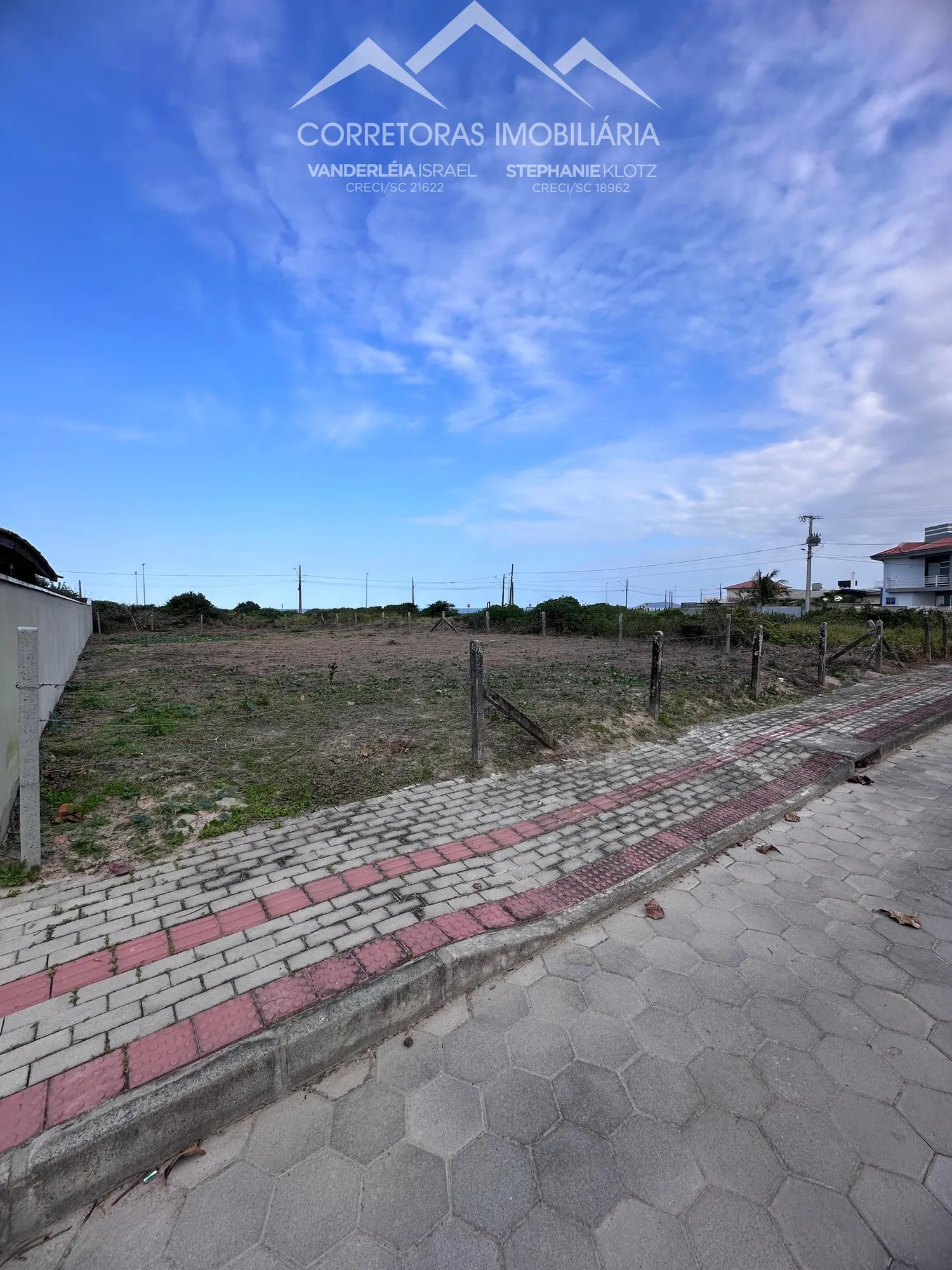 TERRENO, Praia do Ervino, São Francisco do Sul - SC - foto 1