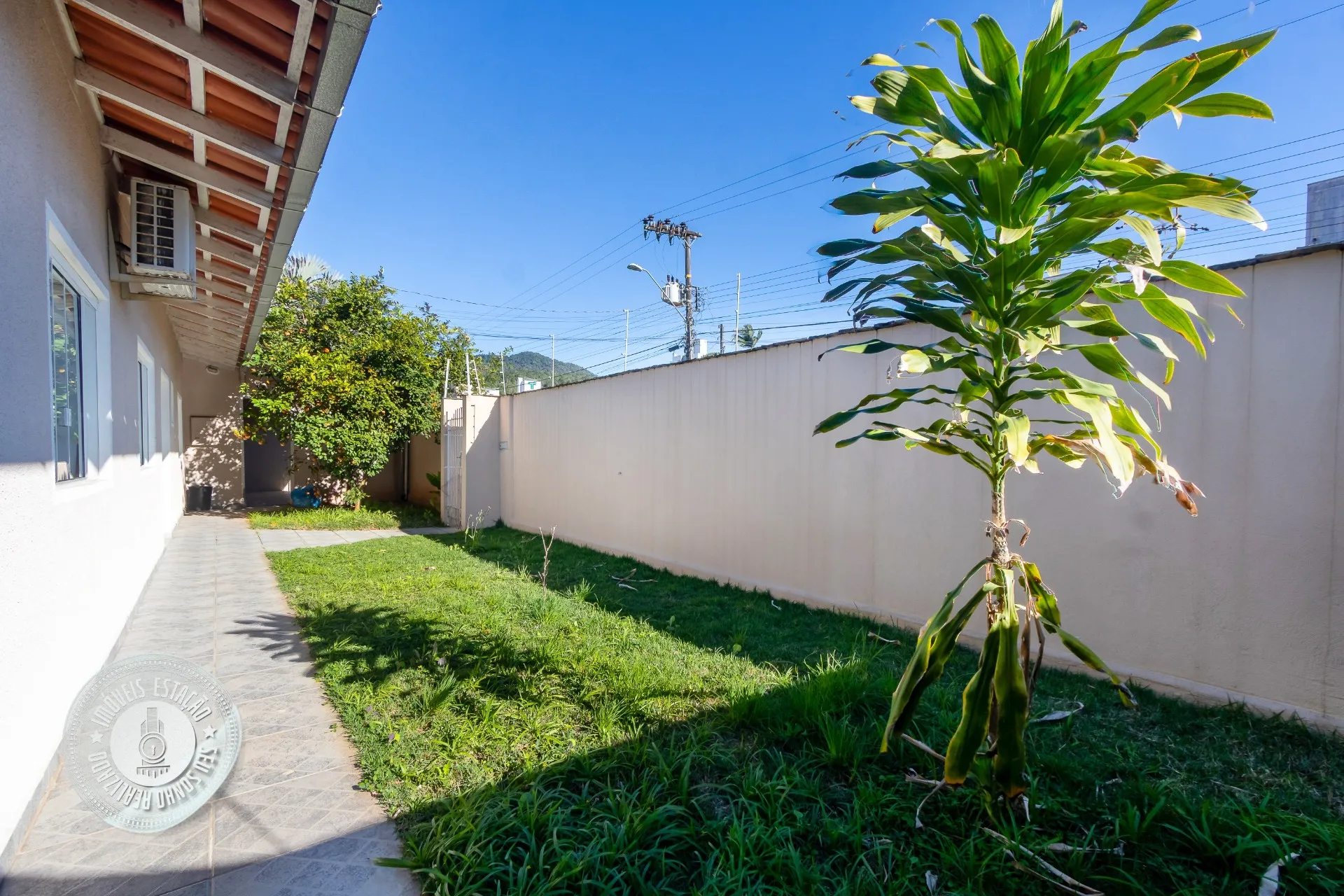 Casa · à venda · 4 quartos · 267m² · Velha, Blumenau
