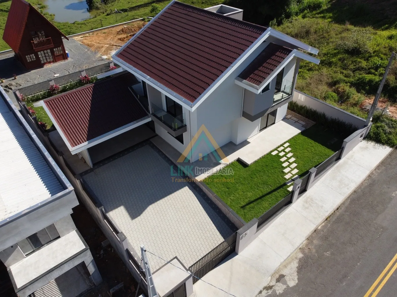Casa de Alto Padrão em Pomerode, no bairro Ribeirão Areia com 220,29m. - foto 1