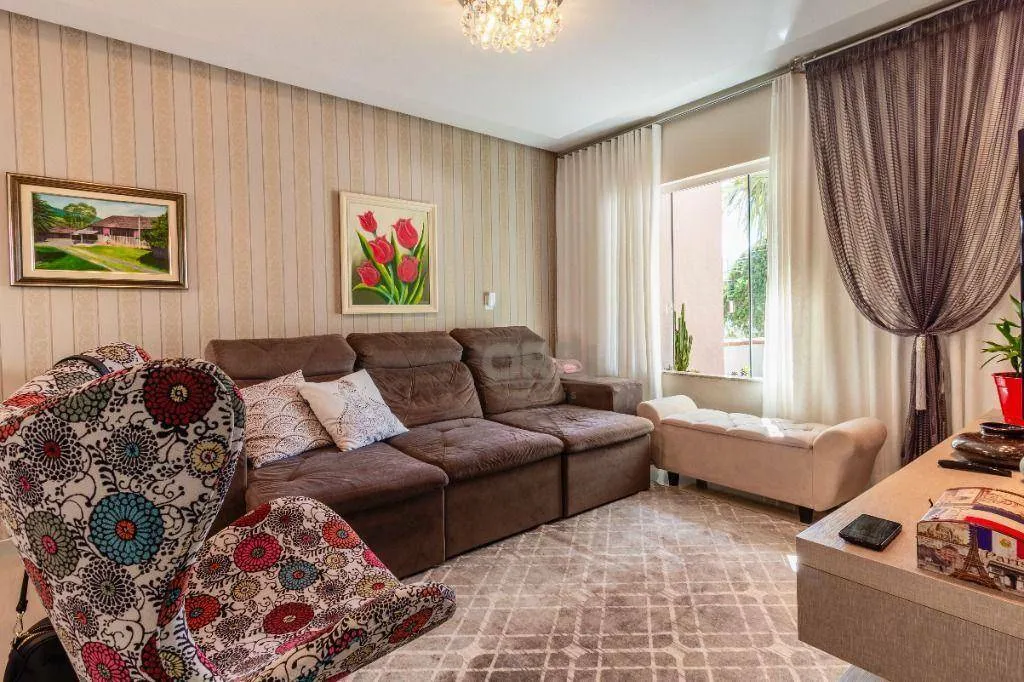 Lindo Sobrado com 3 dormitórios à venda, 151 m por R$ 1.150.000 - Vorstadt - Blumenau/SC — foto 2