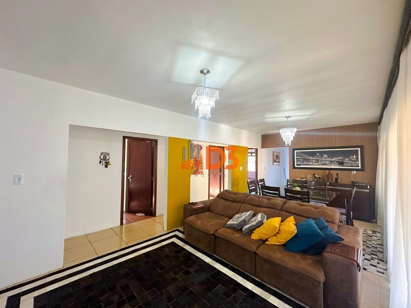 Ampla casa com 6 dormitórios no bairro Valparaíso — foto 5
