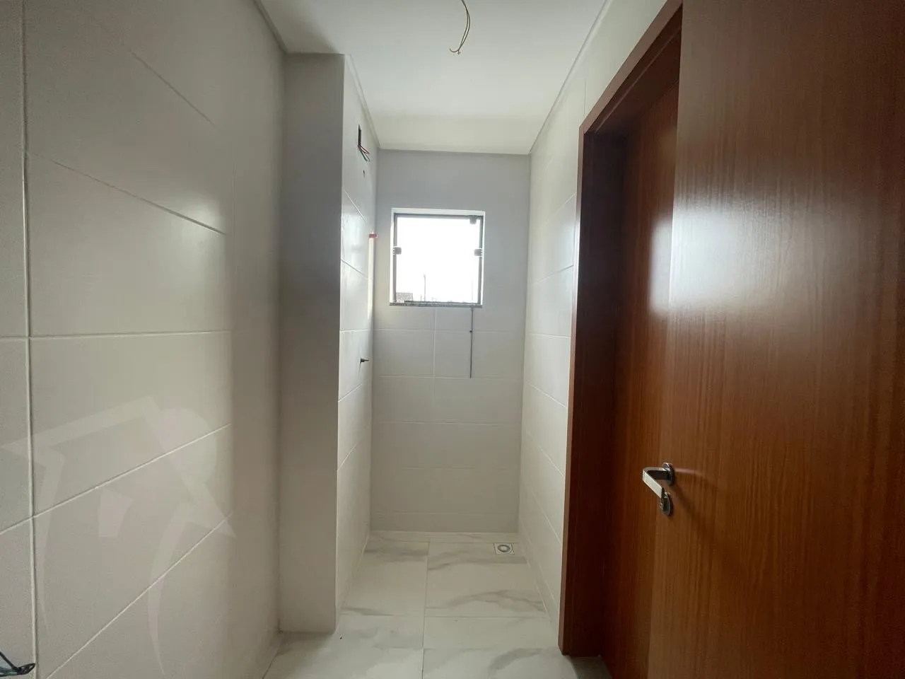 Apartamento novo residencial, muito bem localizado no Bairro Tapajós, Indaial/SC; Próximo a Supermercados, farmácia, barbearias, empresas, colégios e diversos outros comércios; A 1,5 km do Centro de Indaial. Fácil acesso a BR 470. — foto 7