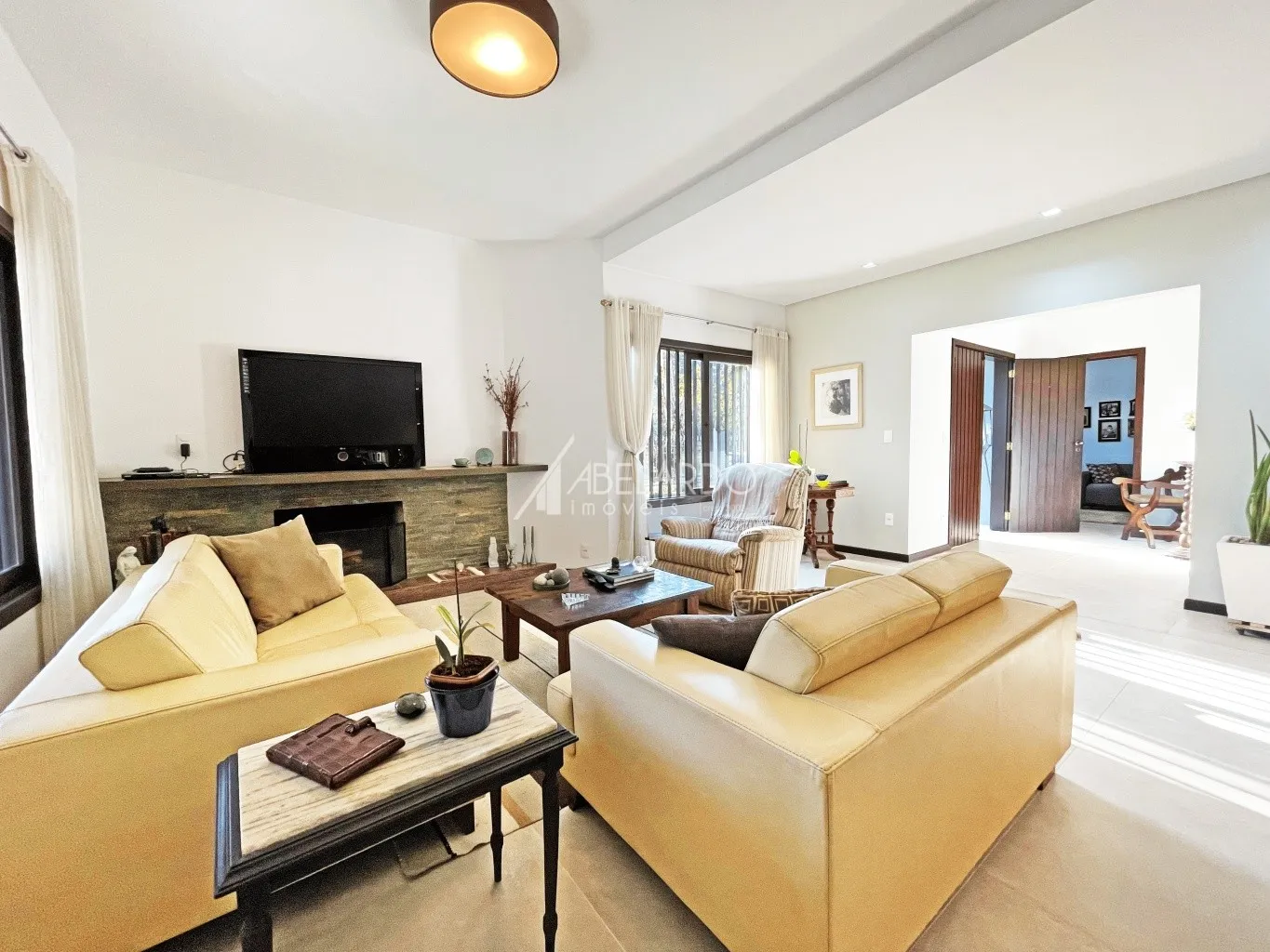 Casa · à venda · 3 quartos · 297.3m² · Vorstadt, Blumenau