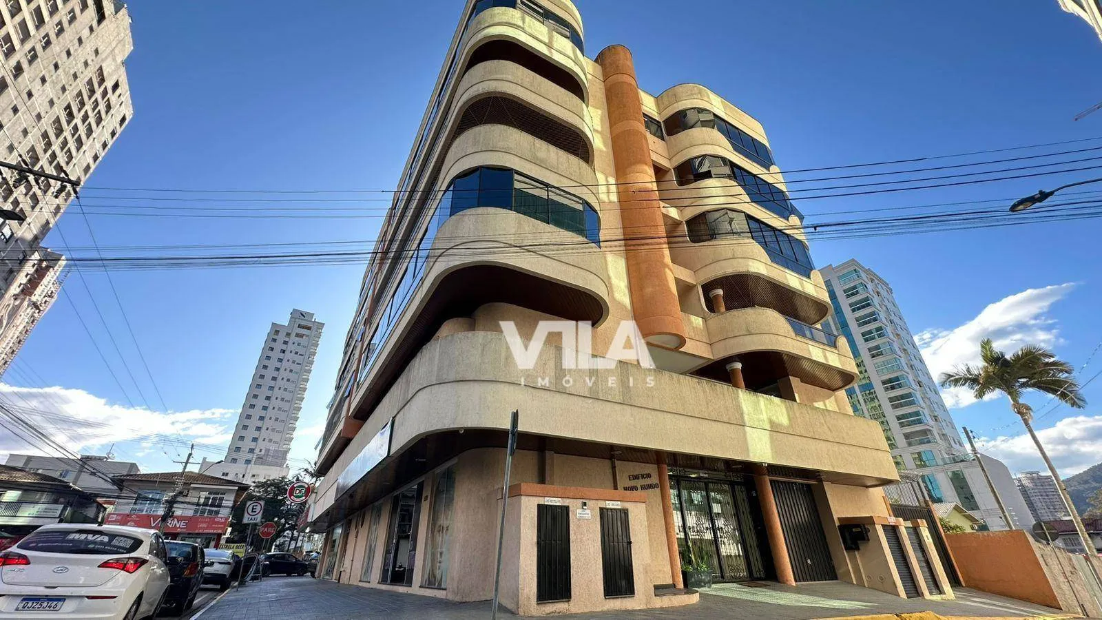 Apartamento com 4 dormitórios Sendo uma Suíte com Hidromassagem à venda, 326 m por R$ 2.400.000 - Centro - Itapema/SC - foto 1
